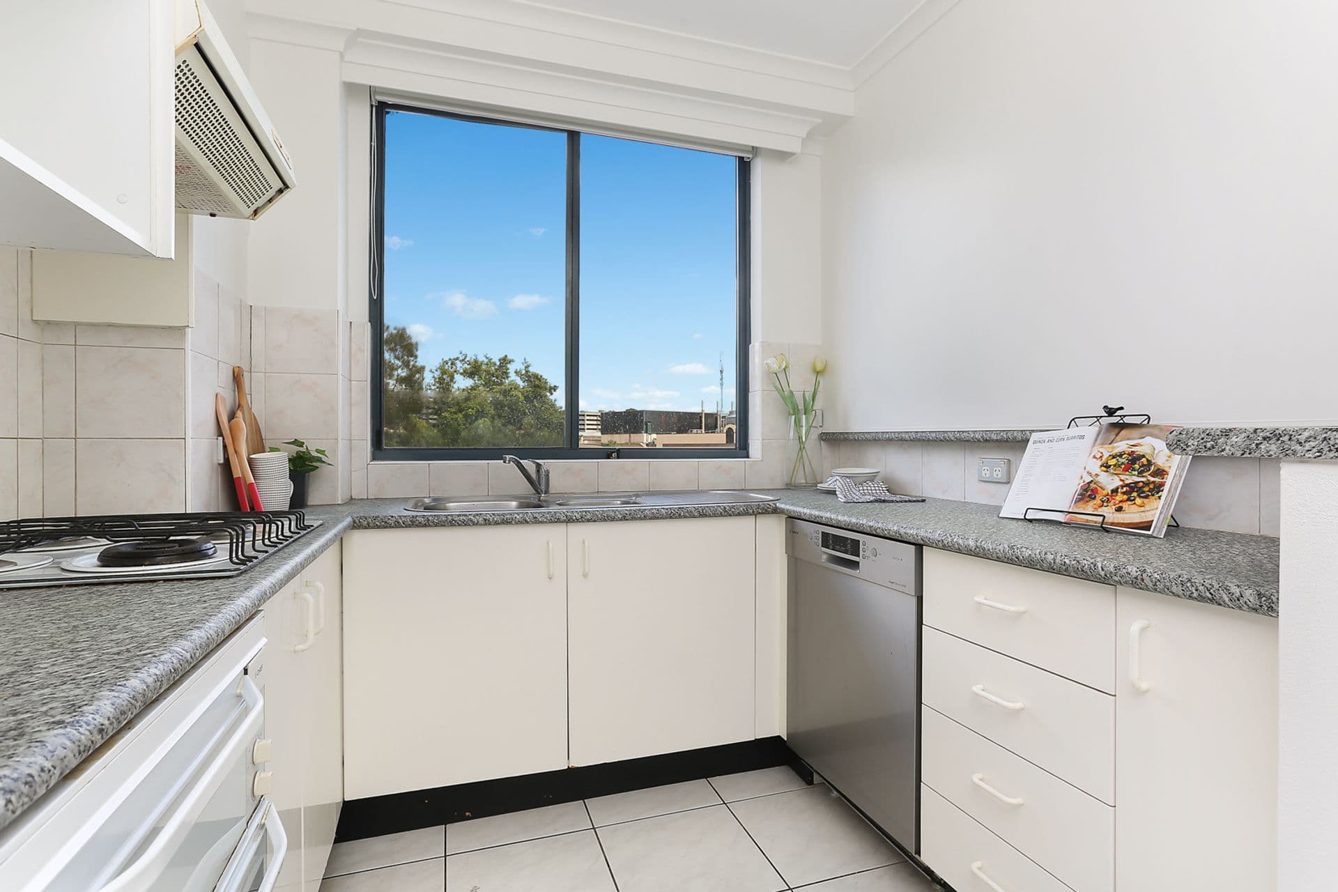 15/11 Herbert Street, St Leonards, NSW, 2065, St Leonards - Thumbnail 4