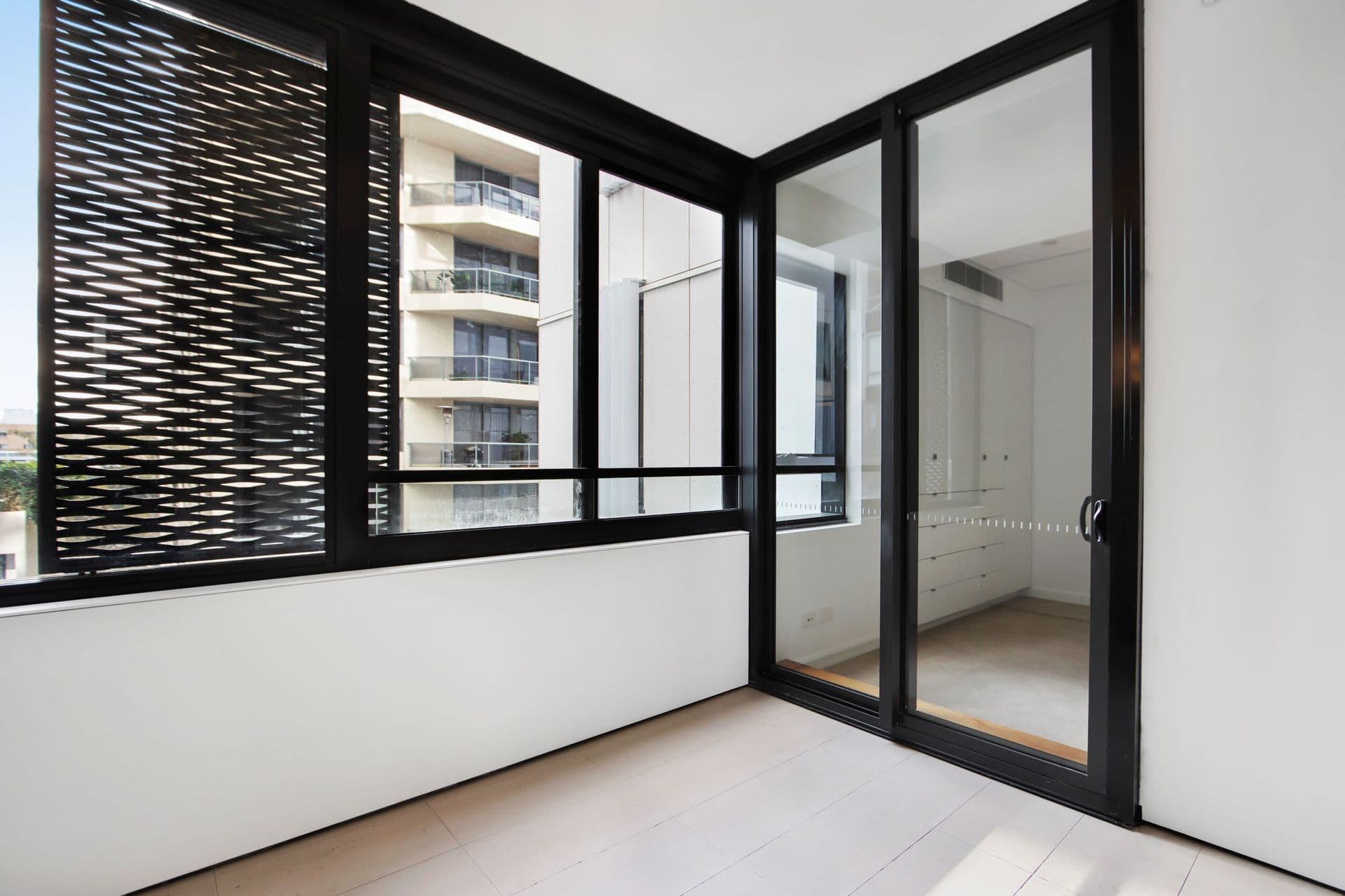 8/8 Wallace Street, North Sydney - Thumbnail 5