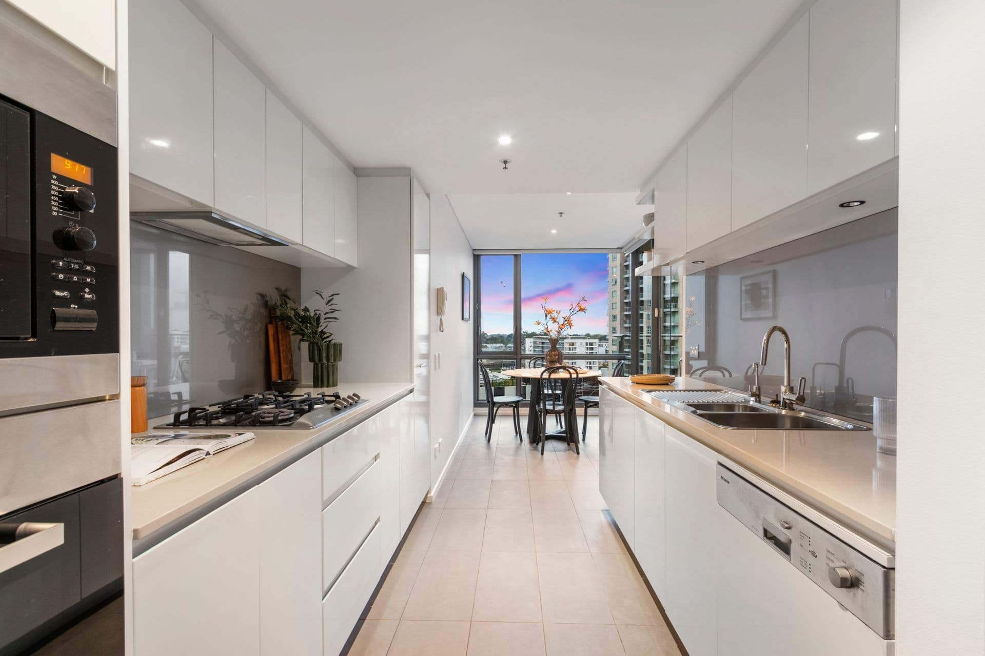 1005/1 Cambridge Lane, Chatswood, NSW, 2067, Chatswood - Thumbnail 2