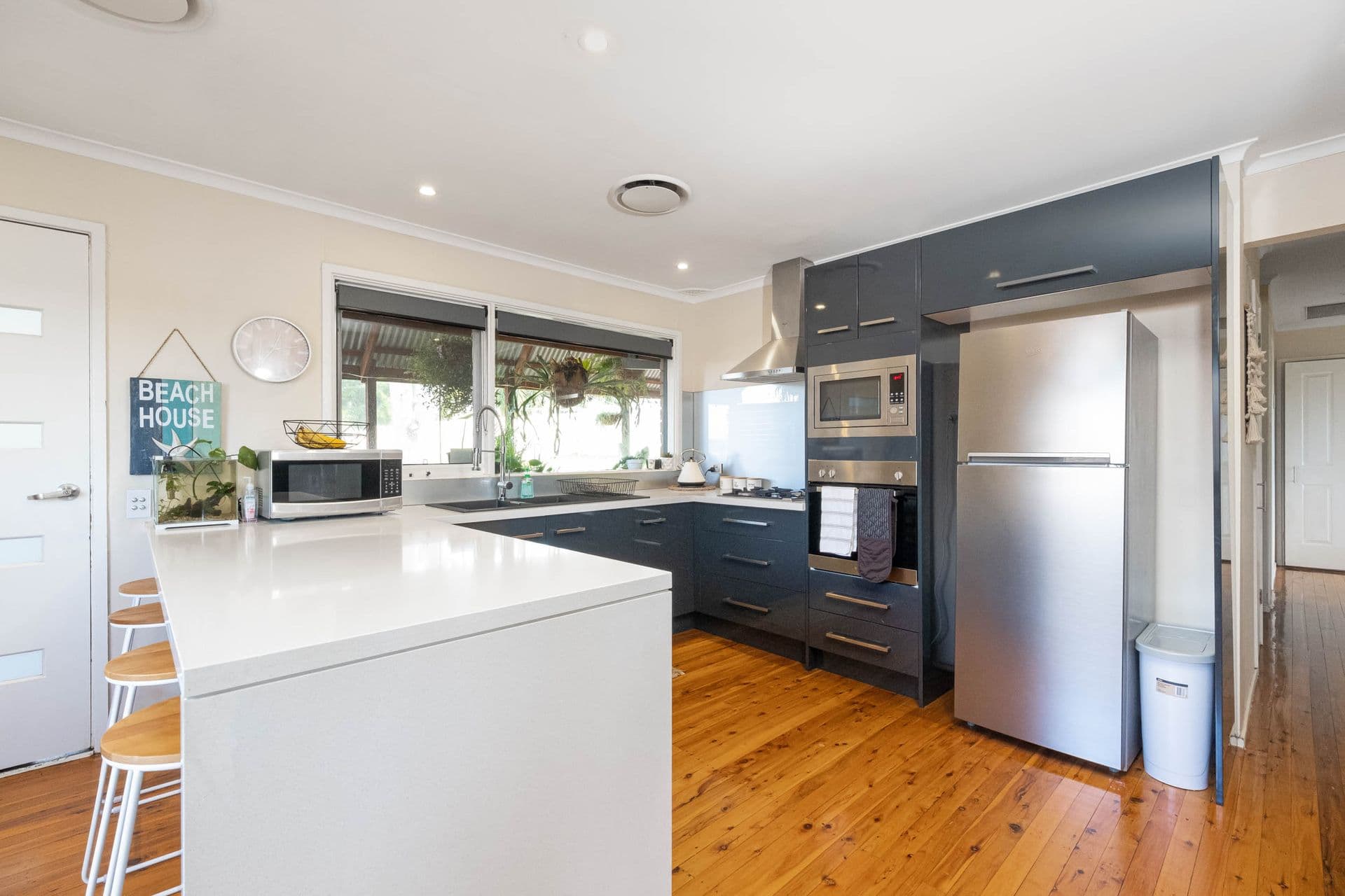 9 Aminya Crescent, Bradbury, NSW, 2560, Bradbury - Thumbnail 4