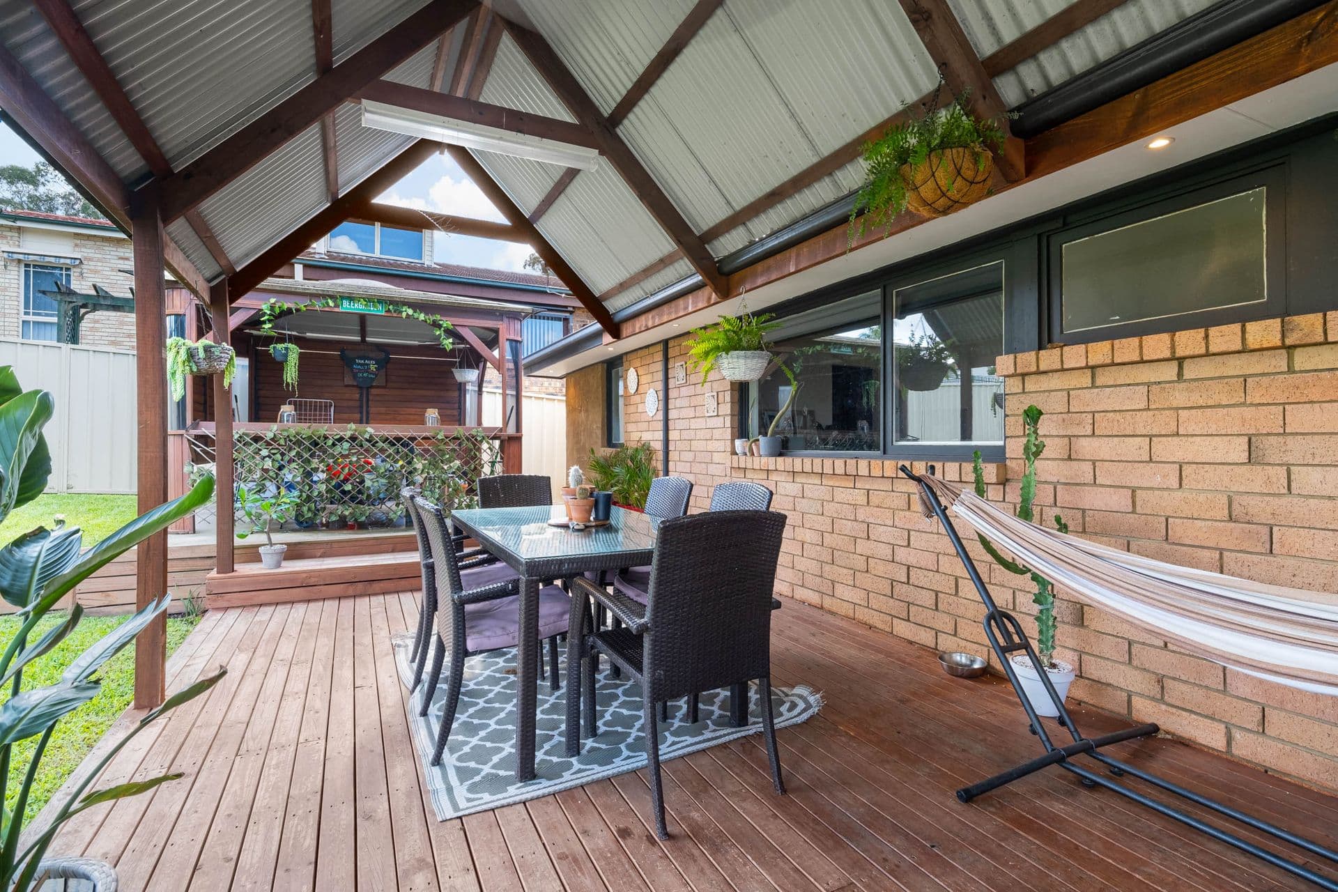 9 Aminya Crescent, Bradbury, NSW, 2560, Bradbury - Thumbnail 8