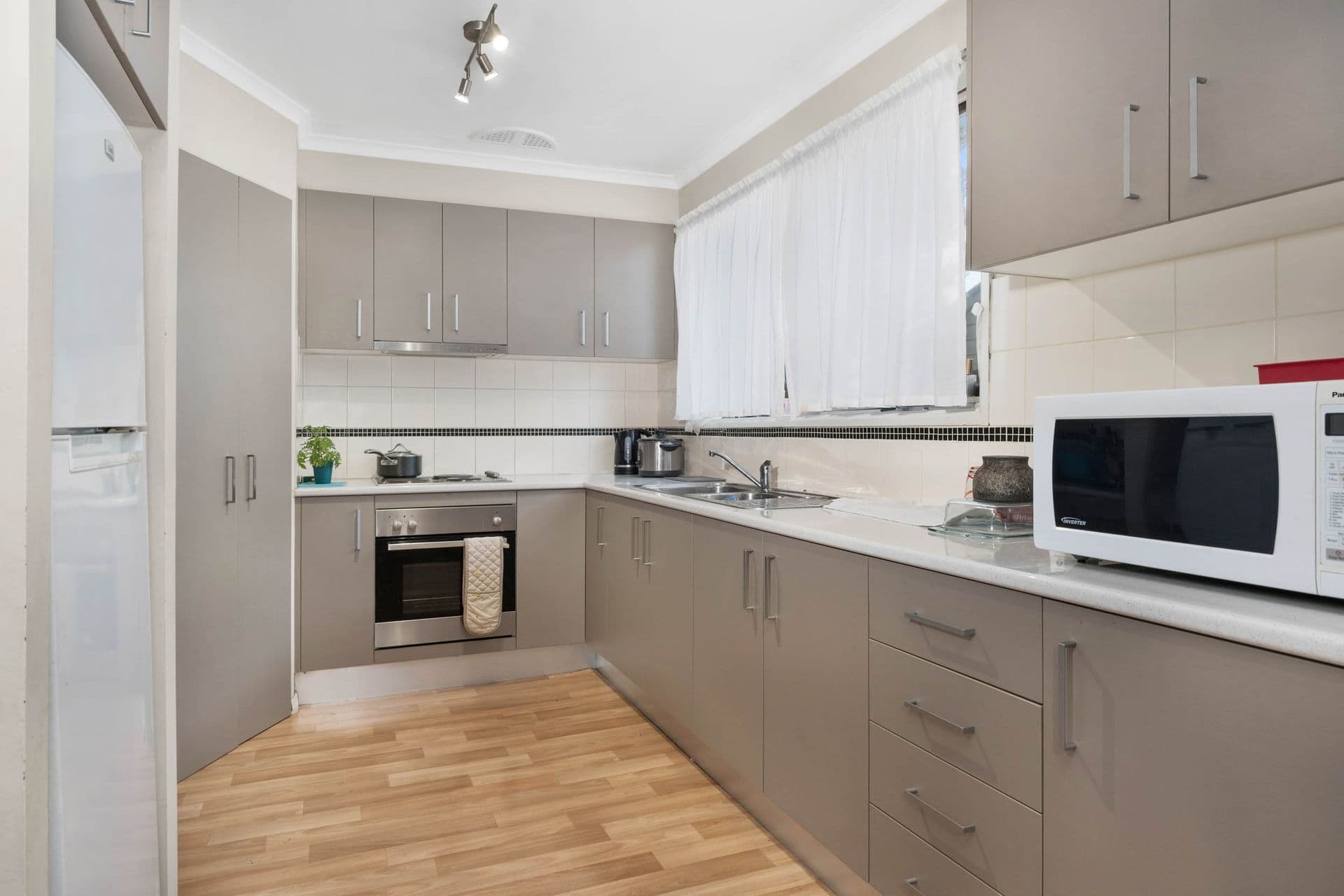 54 Merlin Street, The Oaks, NSW, 2570, The Oaks - Thumbnail 4