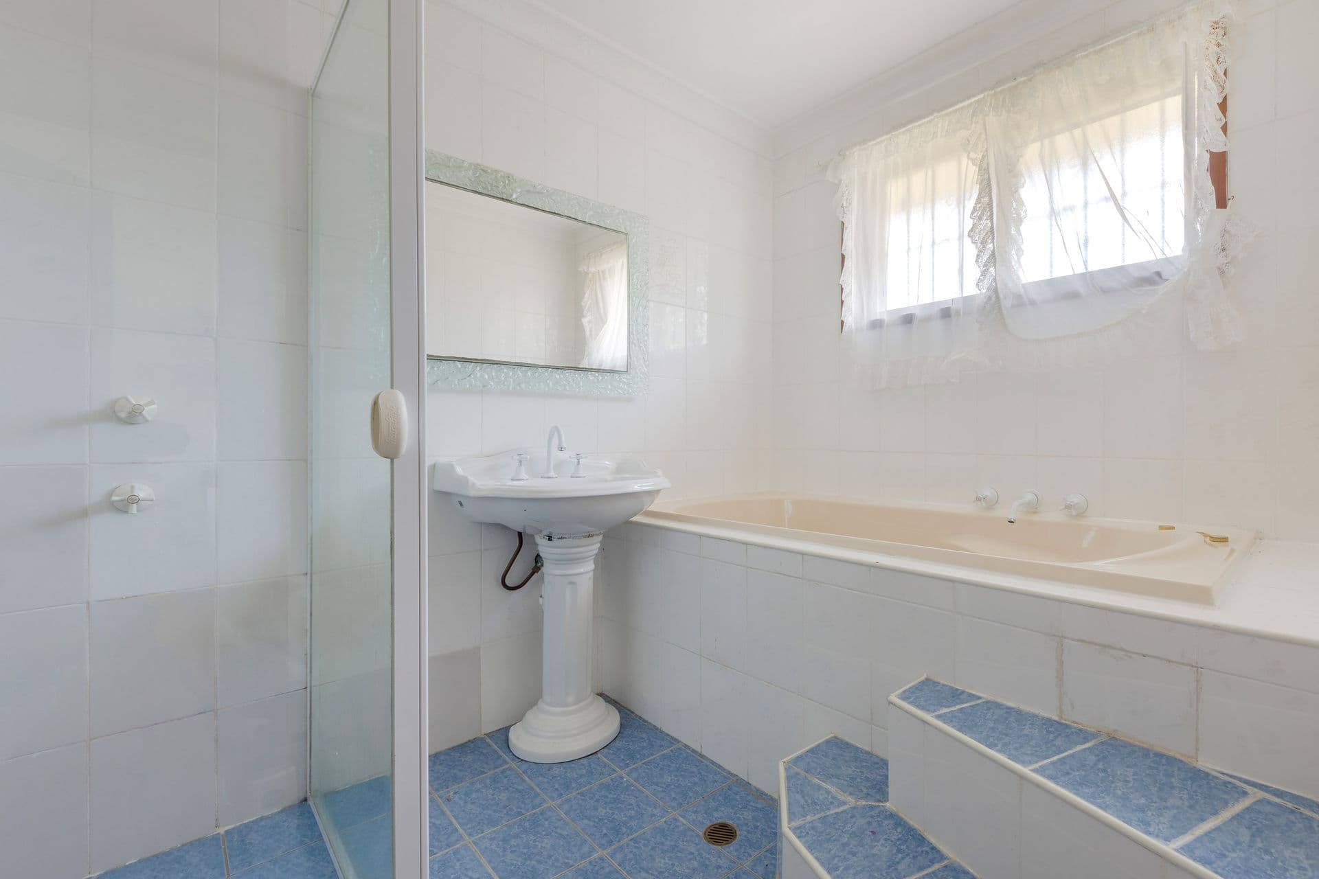 240 Harrow Road, Glenfield, NSW, 2167, Glenfield - Thumbnail 6