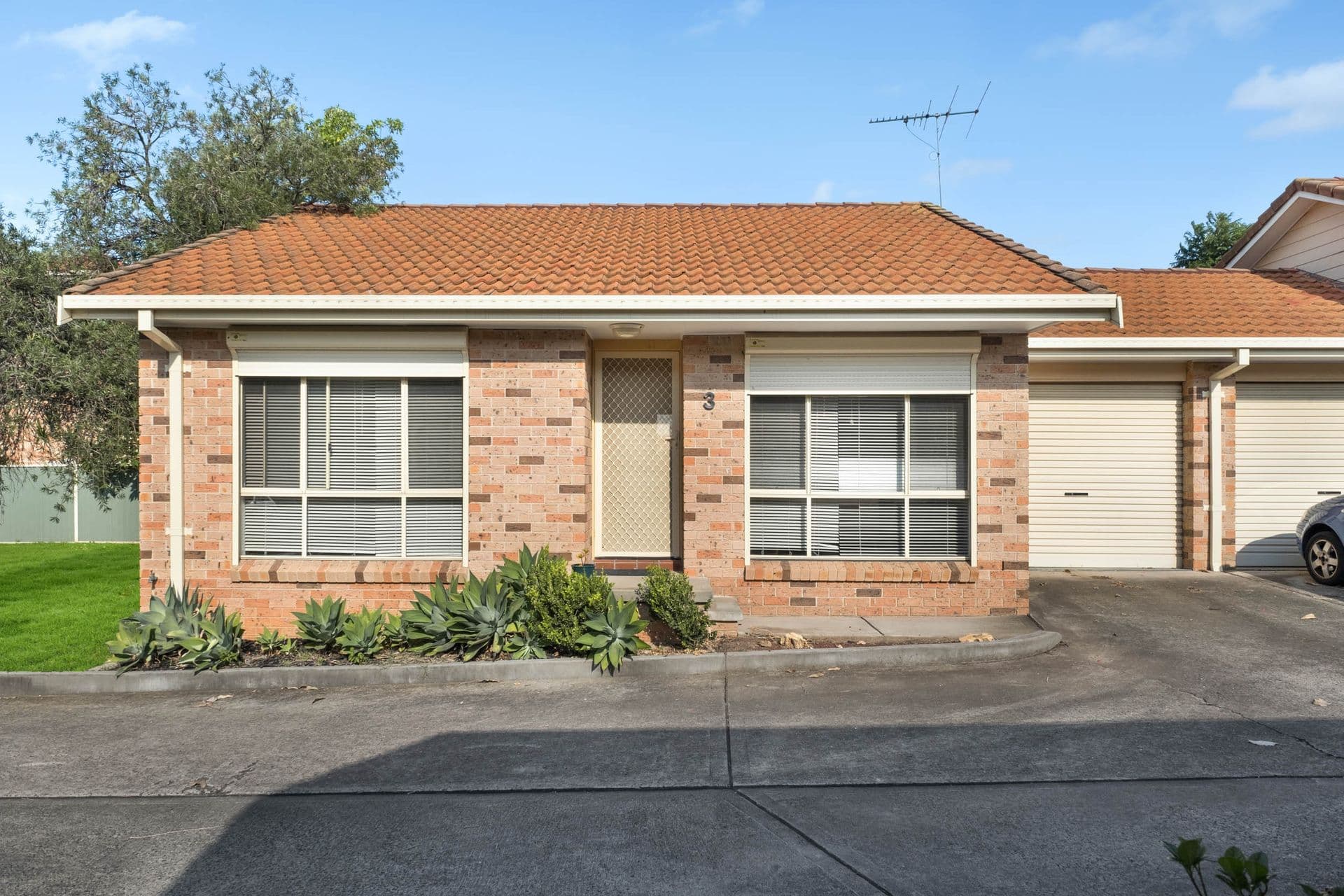 3/11 Park Street, Ingleburn, NSW, 2565, Ingleburn - Image 1