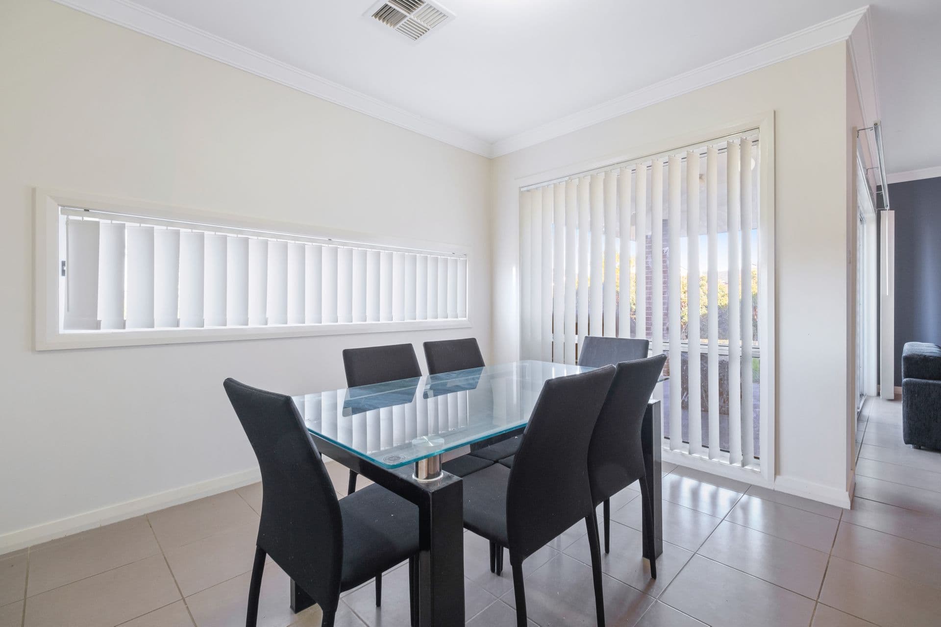 11 Indigofera Circuit, Mount Annan, NSW, 2567, Mount Annan - Thumbnail 5