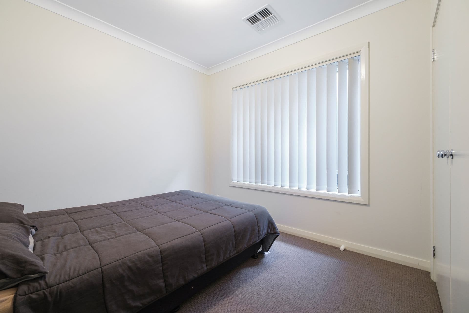 11 Indigofera Circuit, Mount Annan, NSW, 2567, Mount Annan - Thumbnail 7