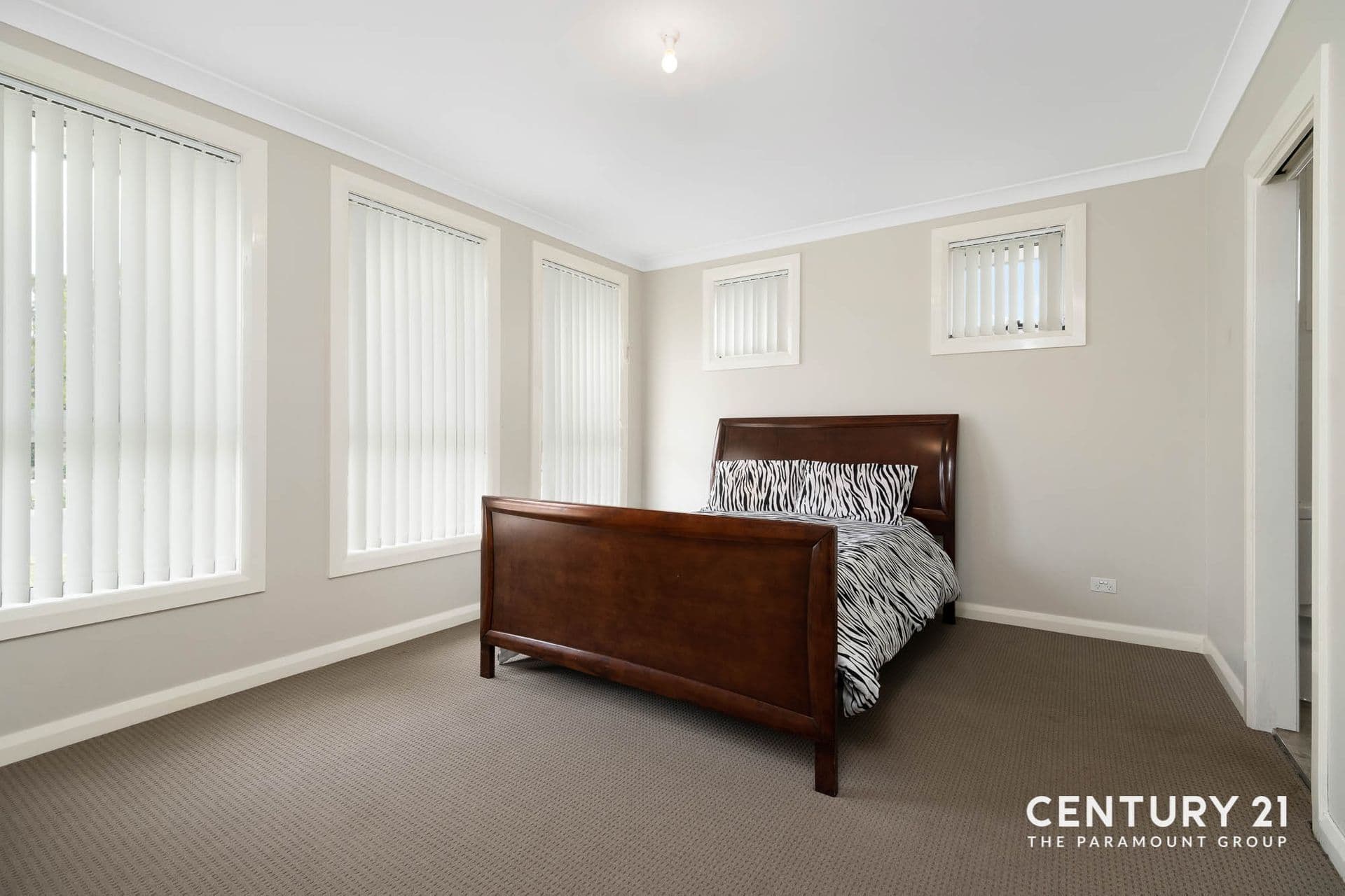 42 Rosella Circuit, Gregory Hills, NSW, 2557, Gregory Hills - Thumbnail 5