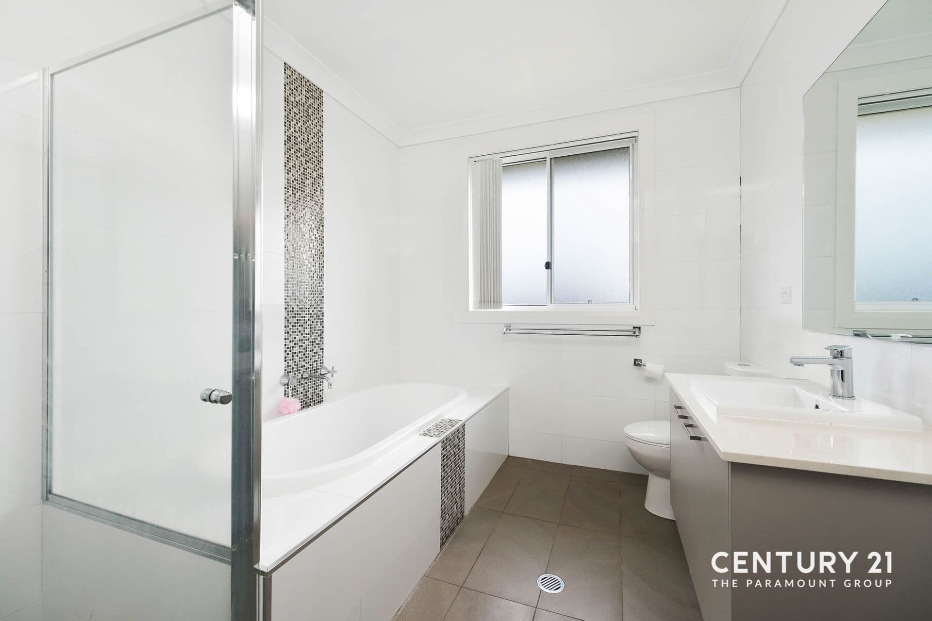42 Rosella Circuit, Gregory Hills, NSW, 2557, Gregory Hills - Thumbnail 8