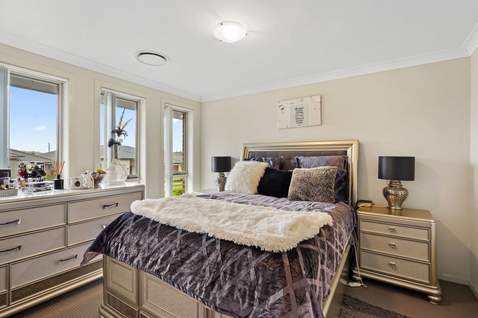 24 Longhurst Street, Oran Park, NSW, 2570, Oran Park - Thumbnail 6