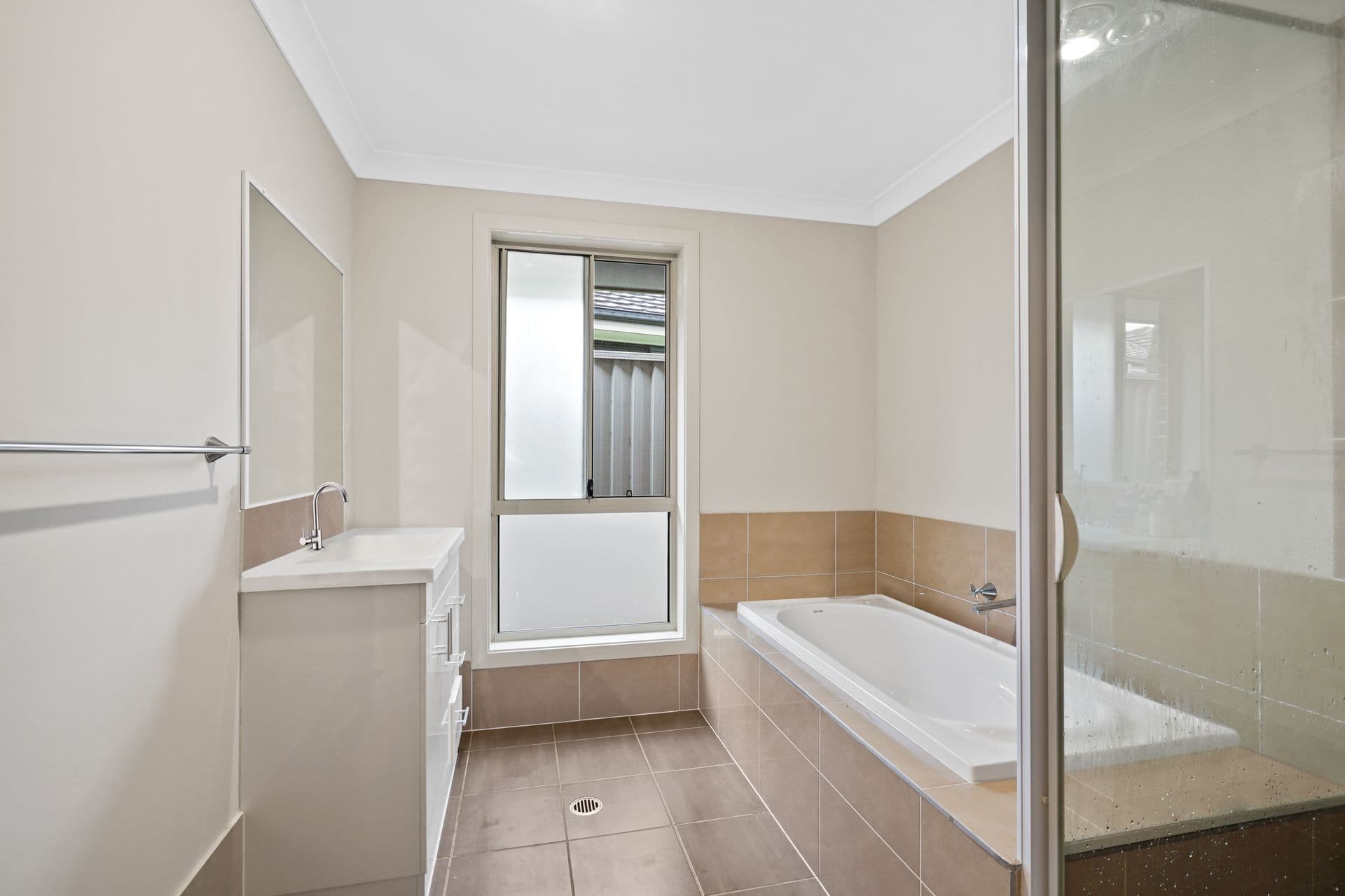 24 Longhurst Street, Oran Park, NSW, 2570, Oran Park - Thumbnail 7
