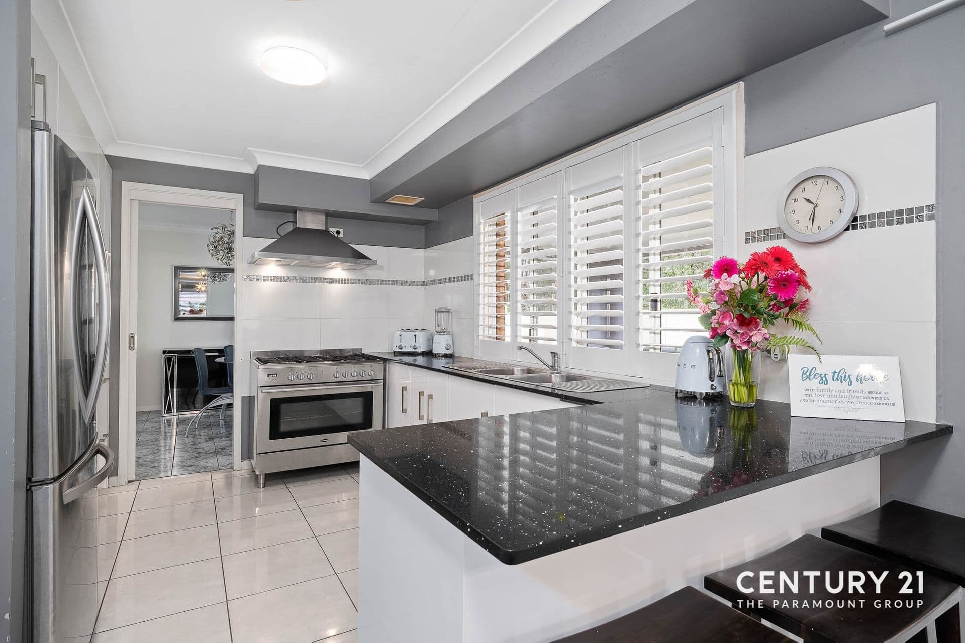 8 Kedron Place, St Johns Park, NSW, 2176, St Johns Park - Thumbnail 3