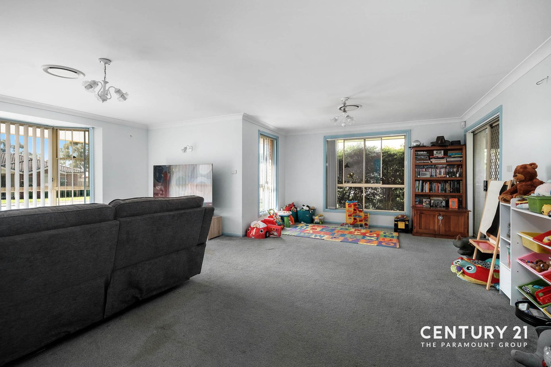 17 Bransby Place, Mount Annan, NSW, 2567, Mount Annan - Thumbnail 2