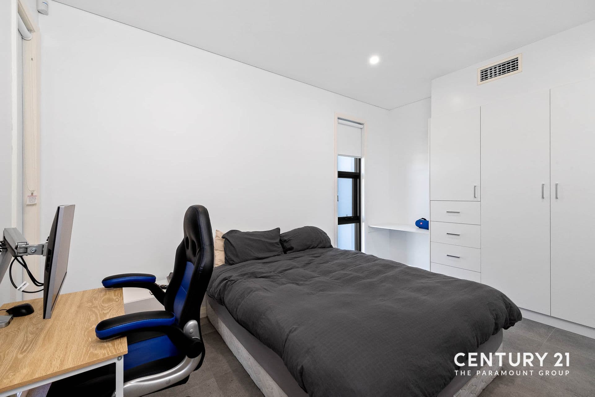 9 Moxon Street, Oran Park, NSW, 2570, Oran Park - Thumbnail 6