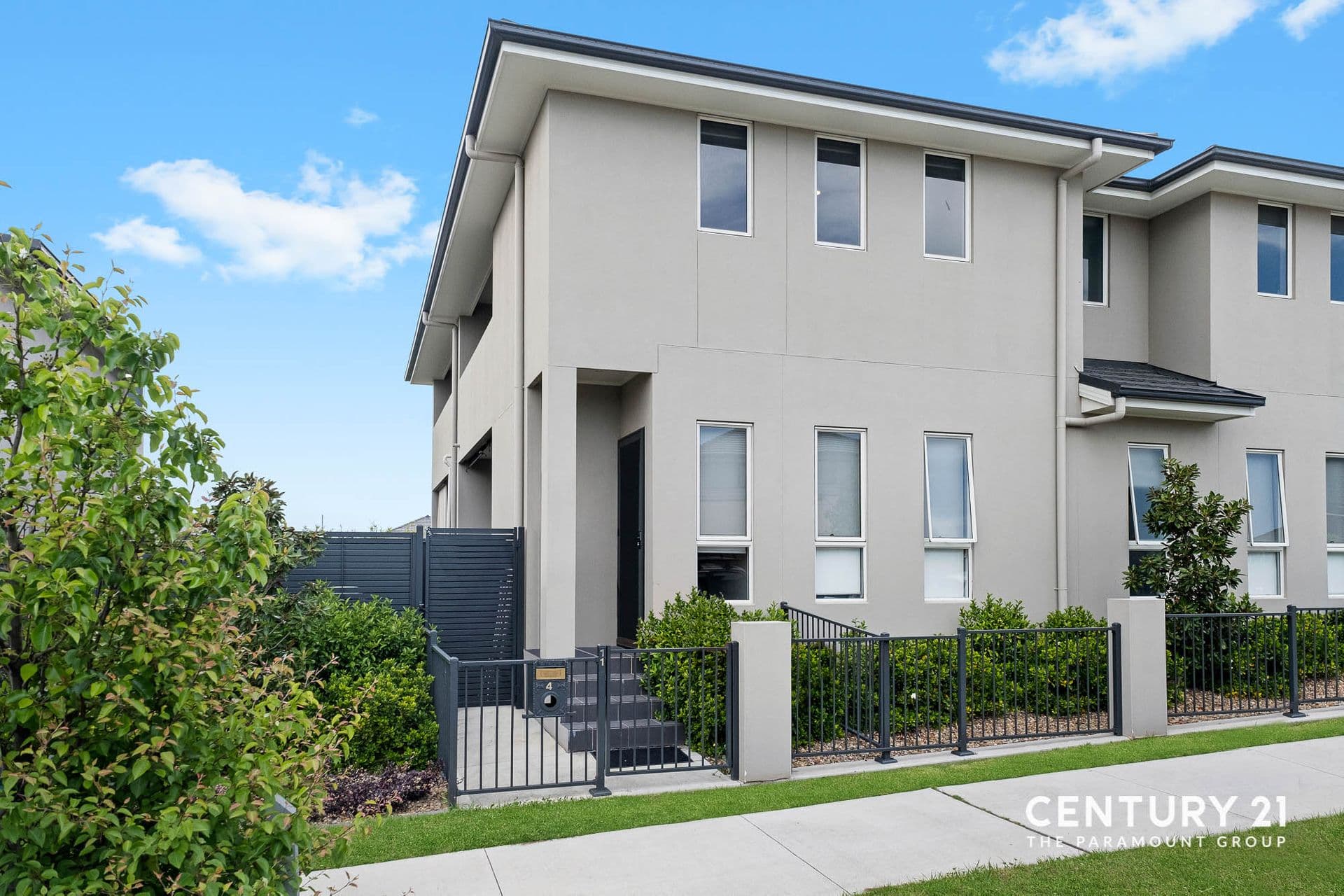 4/11 Seton Street, Oran Park, NSW, 2570, Oran Park - Image 1