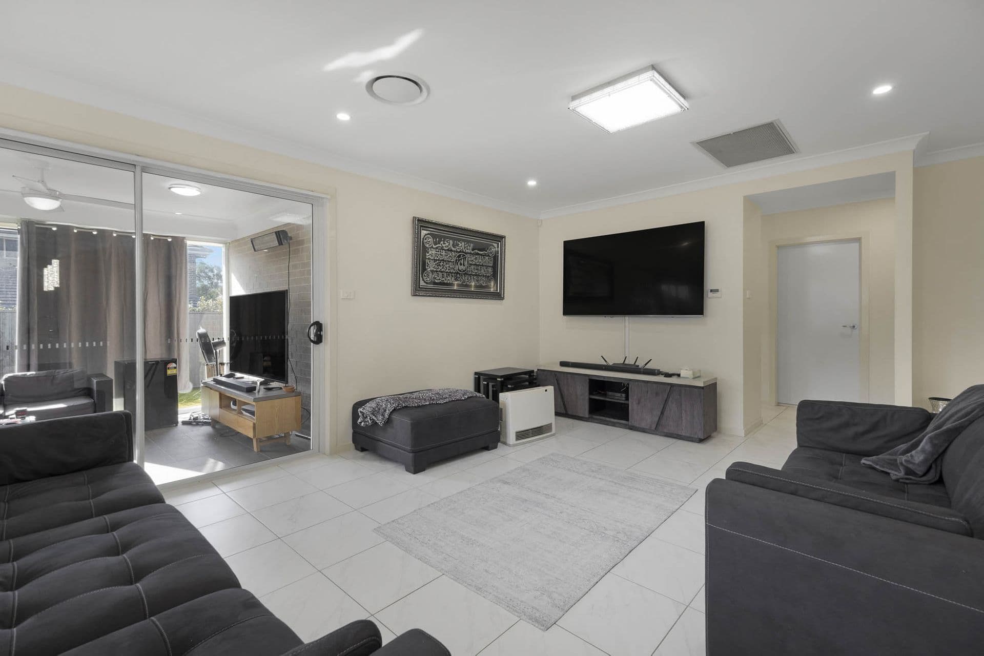 33 Tess Circuit, Oran Park, NSW, 2570, Oran Park - Thumbnail 5