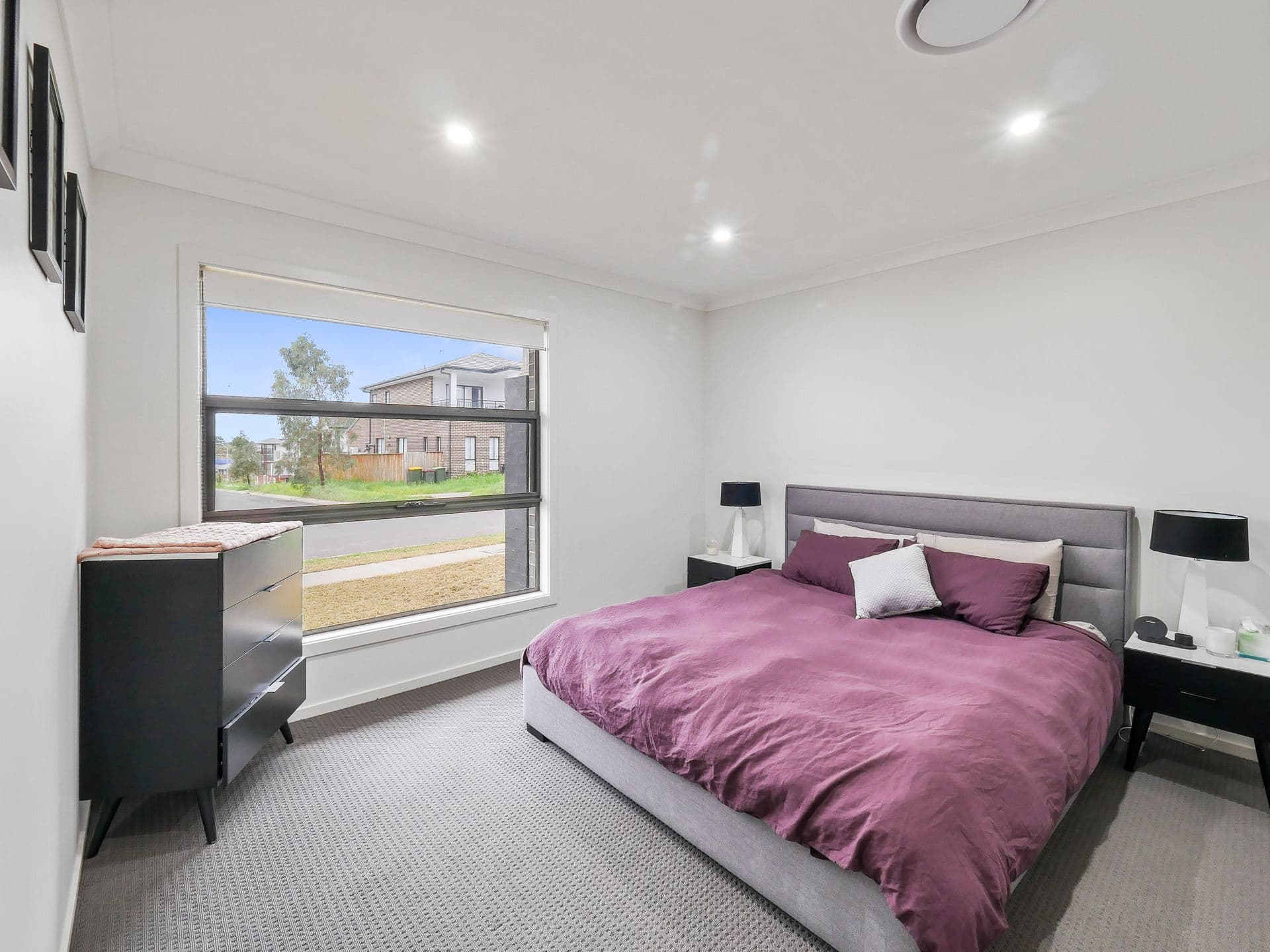19 Dowie Drive, Claymore, NSW, 2559, Claymore - Thumbnail 2