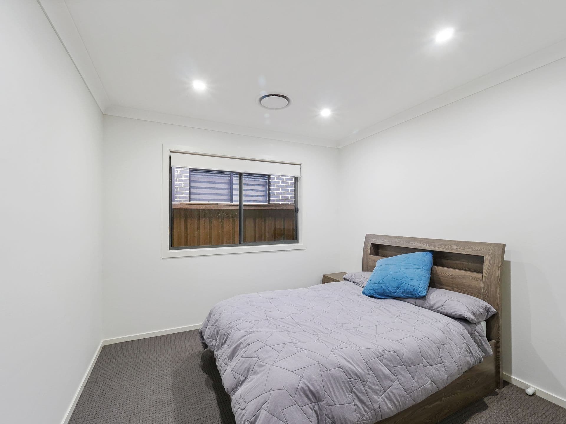 19 Dowie Drive, Claymore, NSW, 2559, Claymore - Thumbnail 3