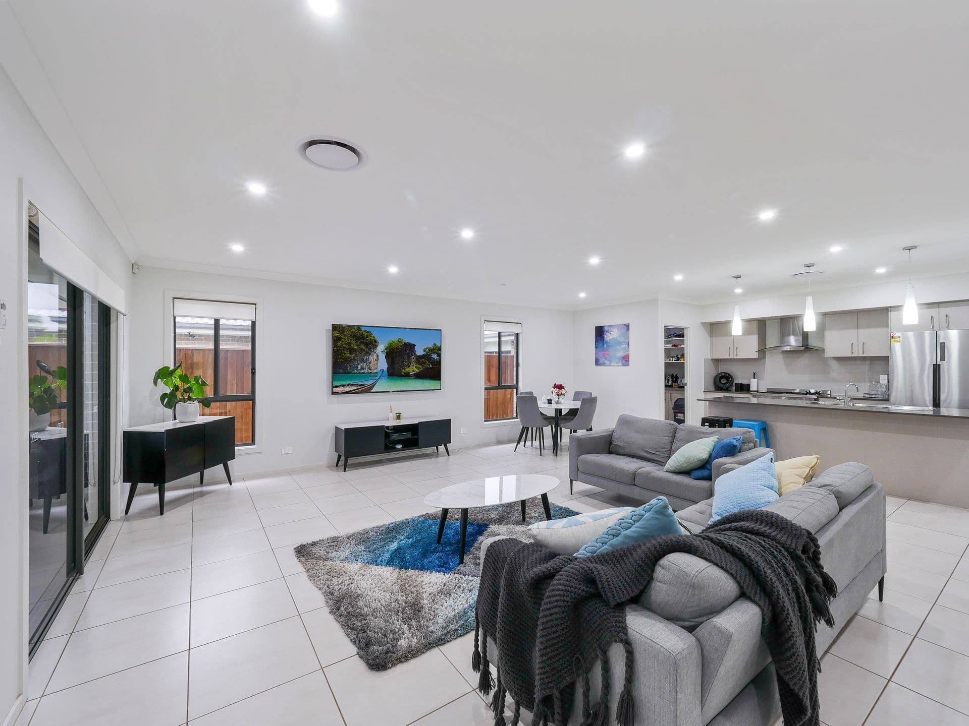 19 Dowie Drive, Claymore, NSW, 2559, Claymore - Thumbnail 6