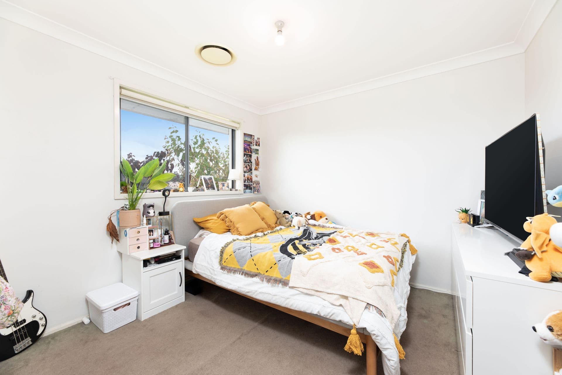 18 Gilchrist Drive, Campbelltown, NSW, 2560, Campbelltown - Thumbnail 7