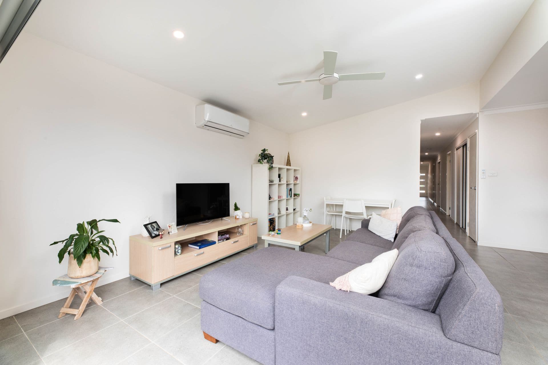 105 Village Circuit, Gregory Hills, NSW, 2557, Gregory Hills - Thumbnail 4