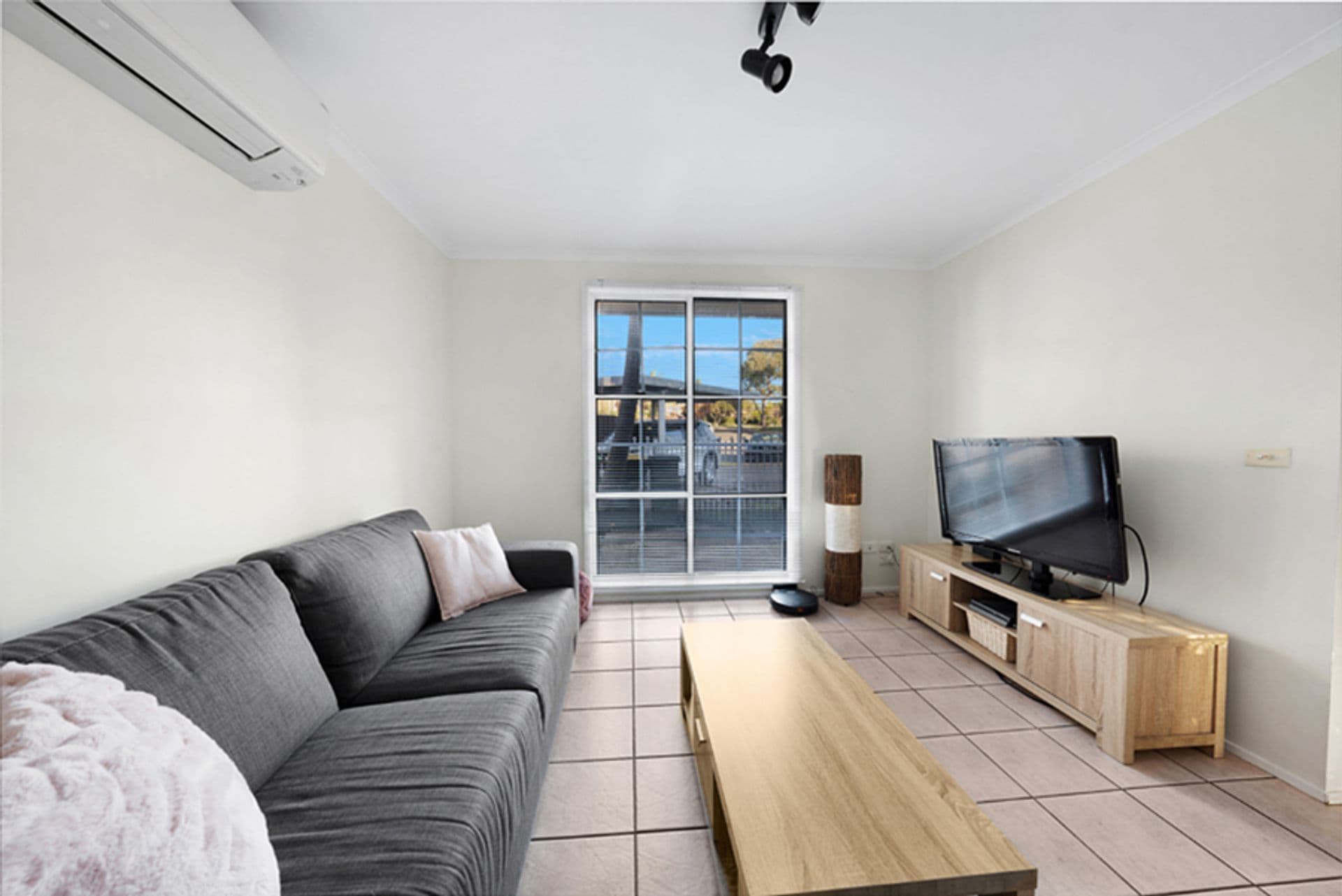 9 Kidd Place, Minto, NSW, 2566, Minto - Thumbnail 6