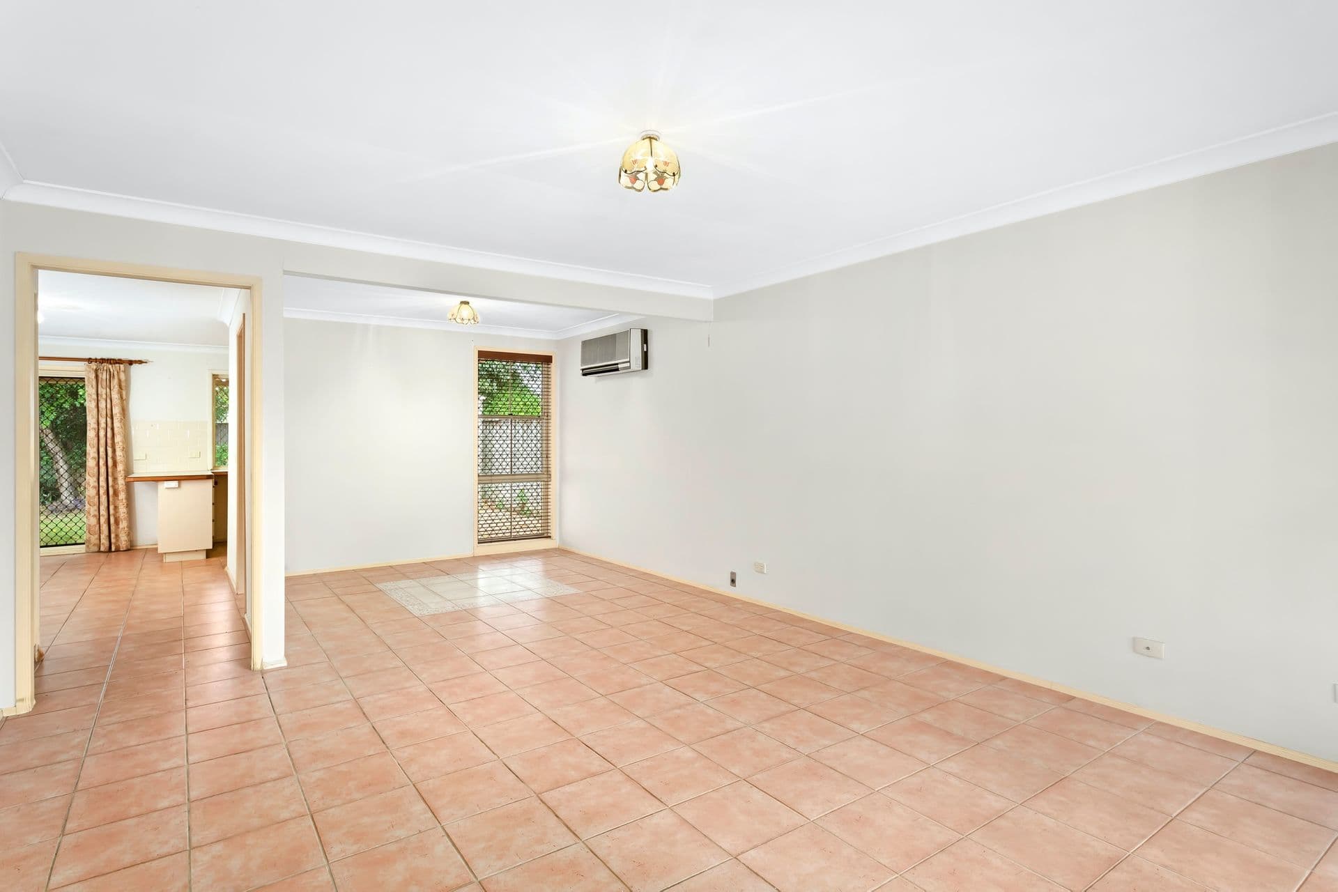 46 Stockade Place, Woodcroft, NSW, 2767, Woodcroft - Thumbnail 3