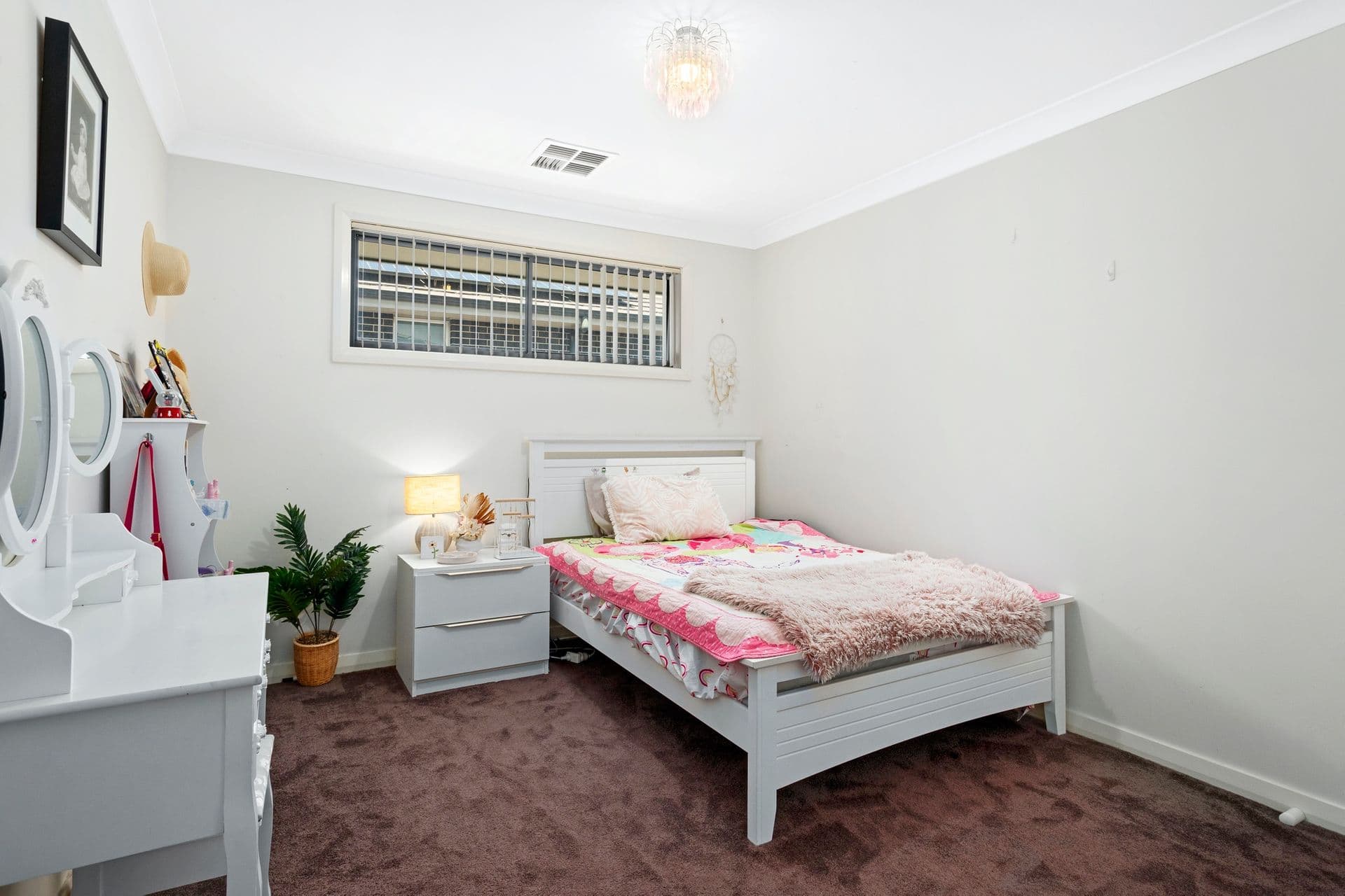 38 Coral Flame Circuit, Gregory Hills, NSW, 2557, Gregory Hills - Thumbnail 8