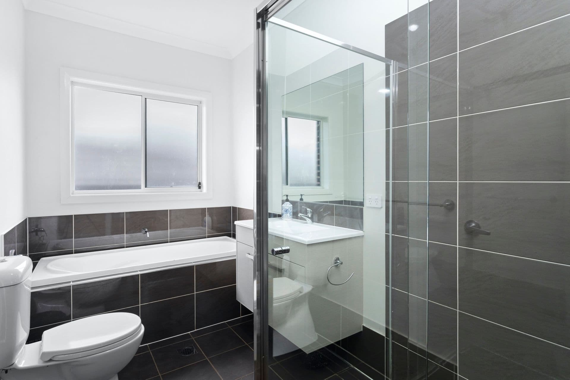 2 Rochester Street, Gregory Hills, NSW, 2557, Gregory Hills - Thumbnail 8