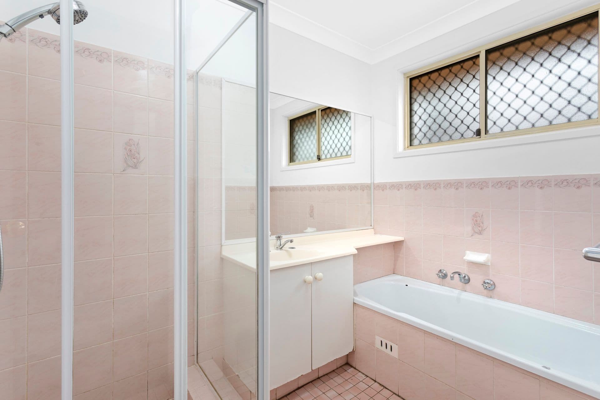 18 Bulbul Avenue, Green Valley, NSW, 2168, Green Valley - Thumbnail 5