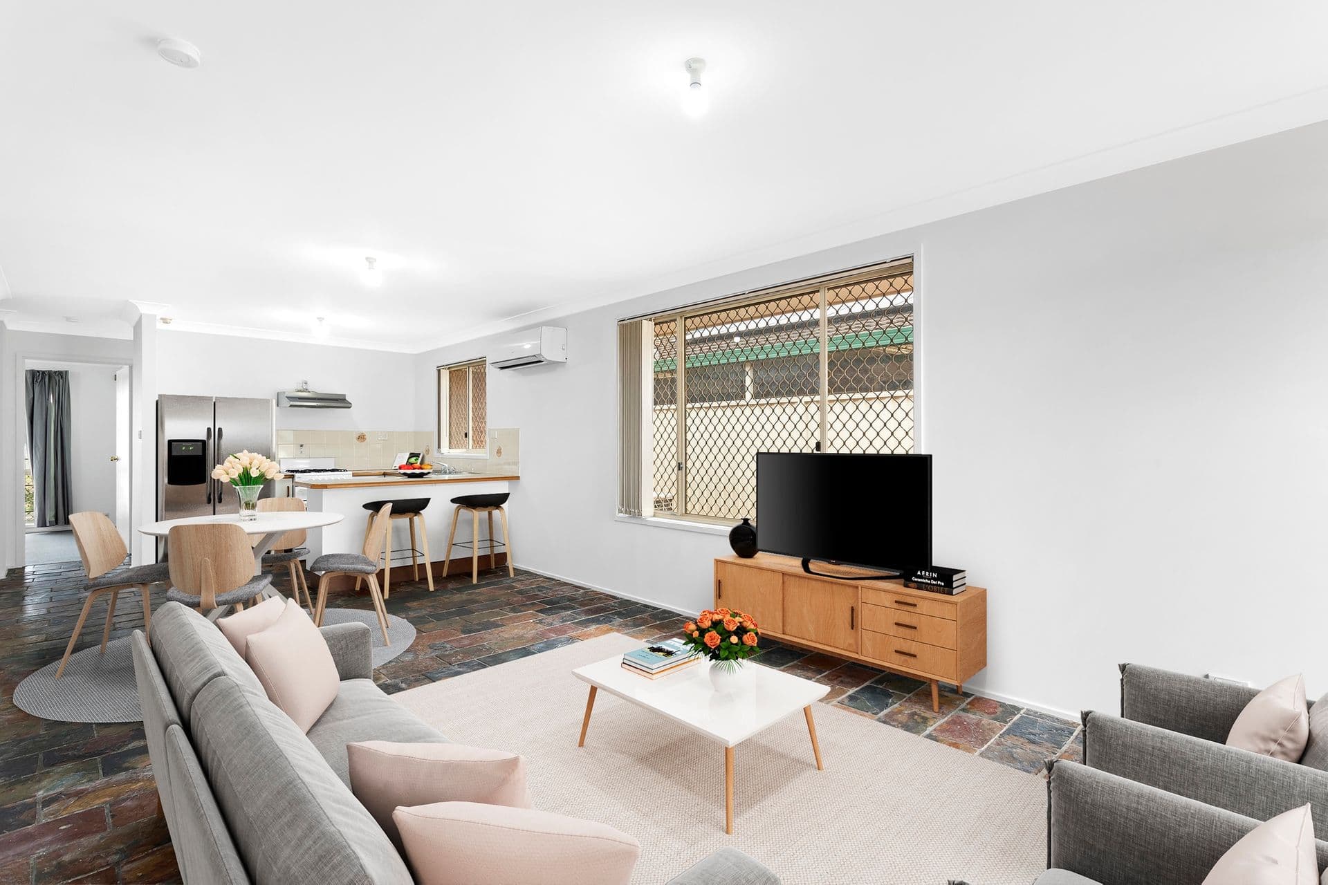 18 Bulbul Avenue, Green Valley, NSW, 2168, Green Valley - Thumbnail 2
