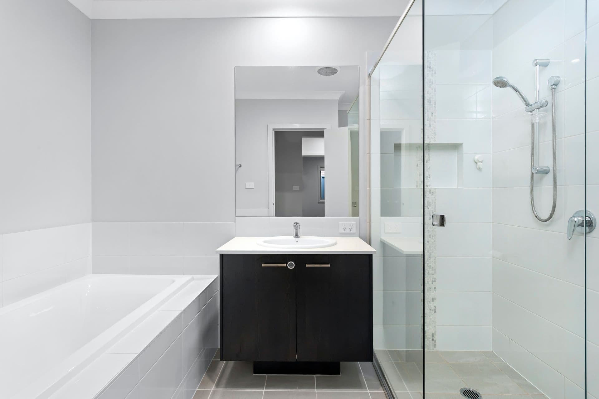 15 Cymbeline Street, Rosemeadow, NSW, 2560, Rosemeadow - Thumbnail 8
