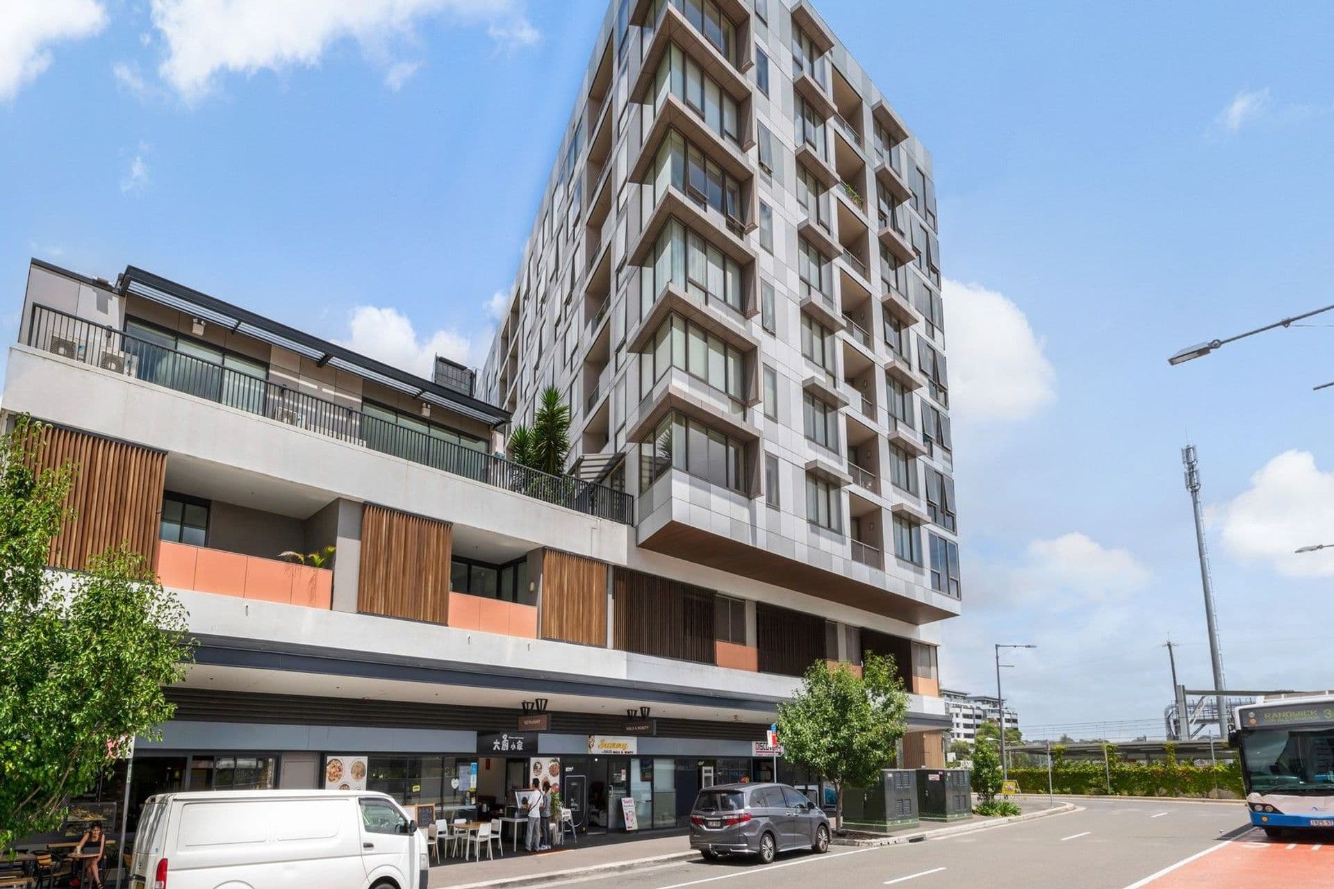 208/2 Discovery Point Place, Wolli Creek, NSW, 2205, Wolli Creek - Image 1