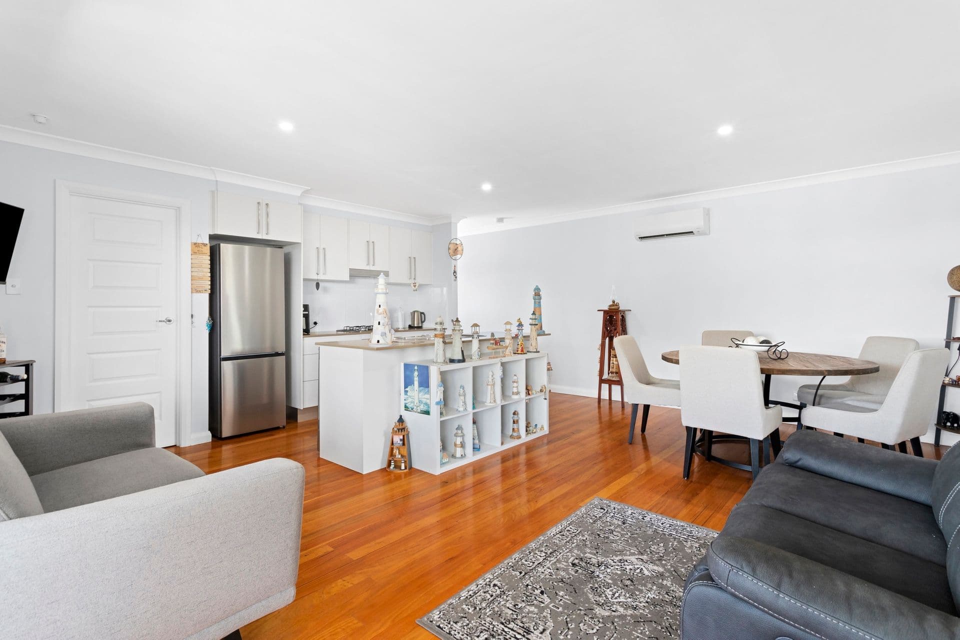 4 Fingal Close, Gregory Hills, NSW, 2557, Gregory Hills - Thumbnail 3