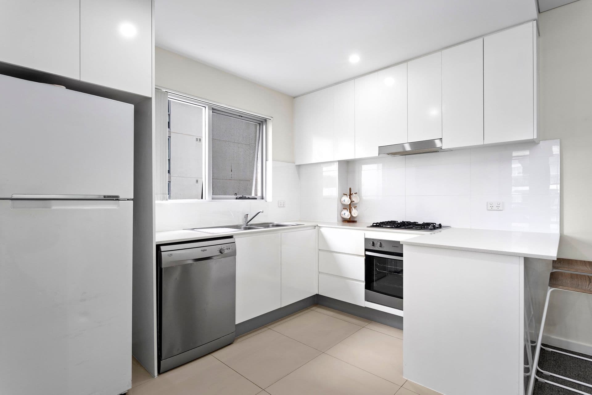9/4-6 Browne Parade, Warwick Farm, NSW, 2170, Warwick Farm - Thumbnail 2
