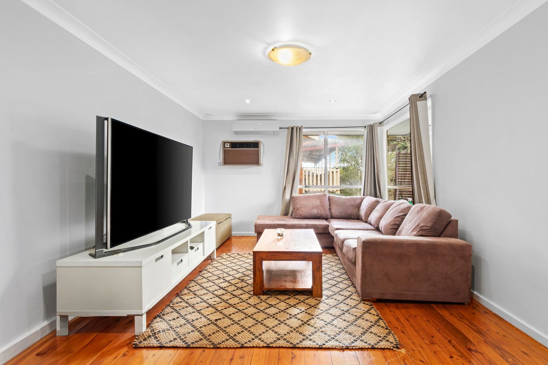 9 Reiby Place, Bradbury, NSW, 2560, Bradbury - Thumbnail 2