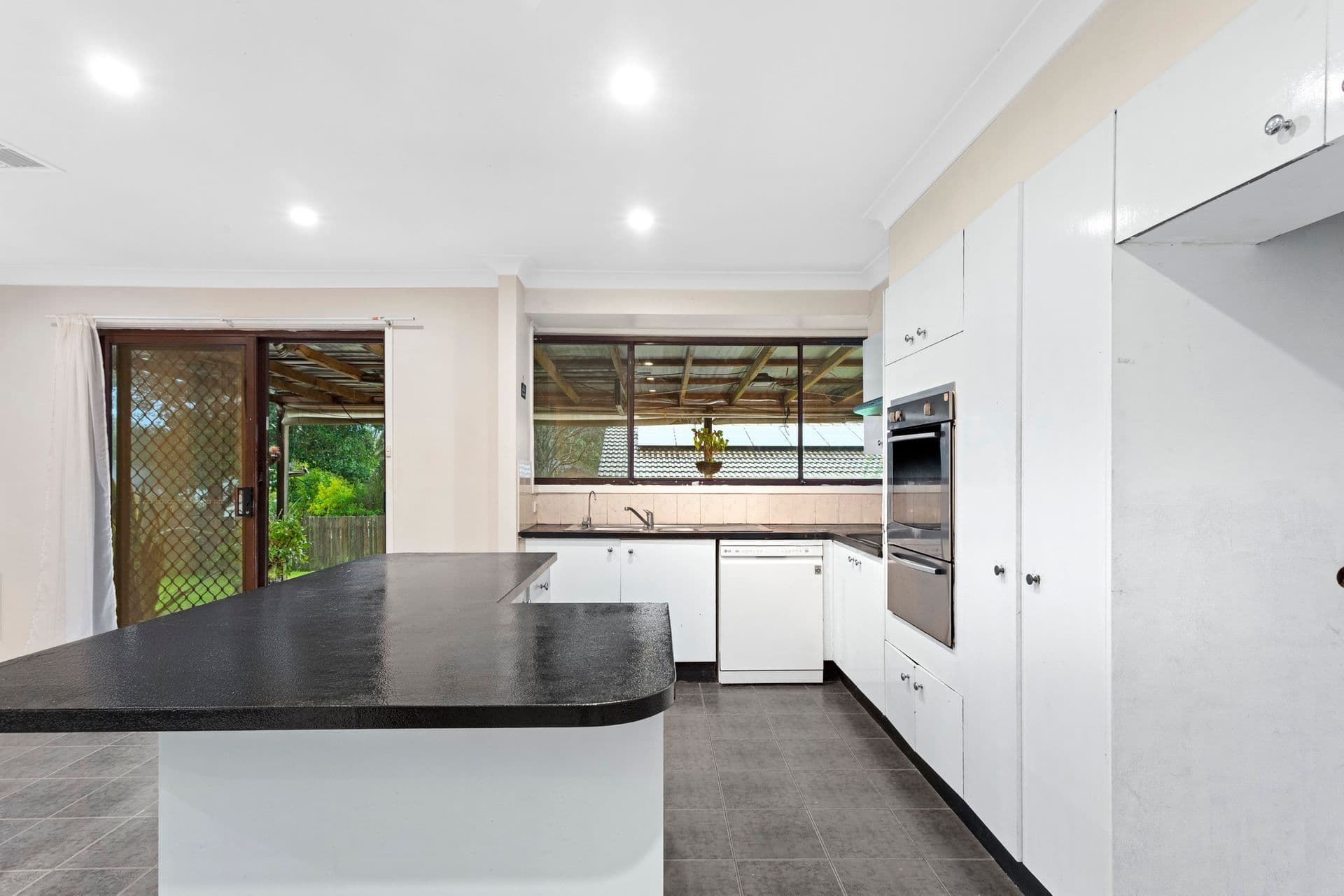 22 Coachwood Crescent, Picton, NSW, 2571, Picton - Thumbnail 5