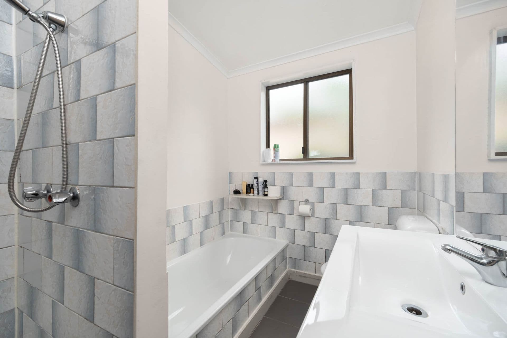 8 Krista Place, Tahmoor, NSW, 2573, Tahmoor - Thumbnail 3