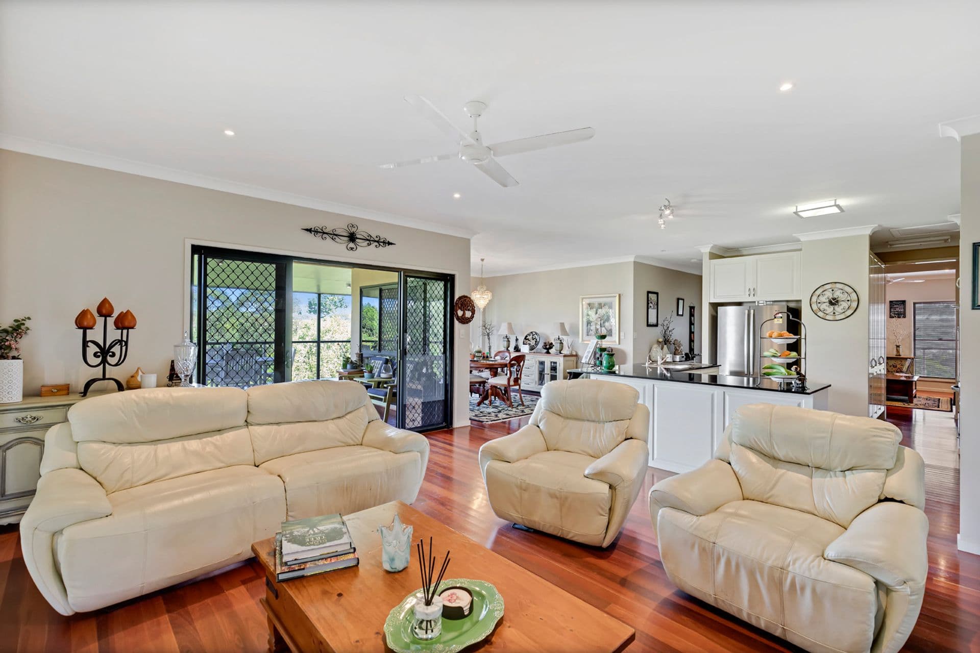 14 Bourne Crescent, Woombye, QLD, 4559, Woombye - Thumbnail 7
