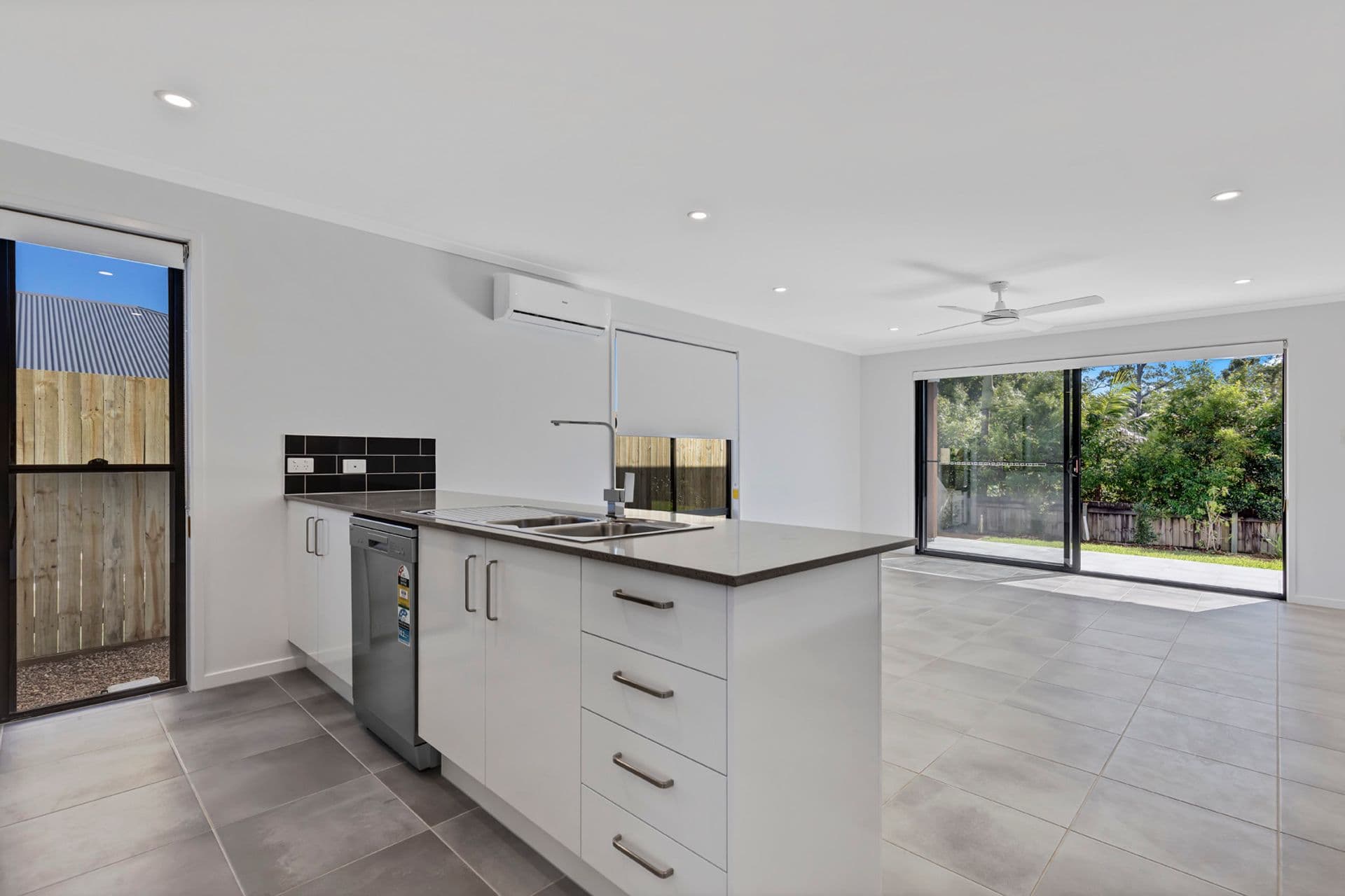 2/5 Tamarind Pl, Woombye, QLD, 4559, Woombye - Thumbnail 6