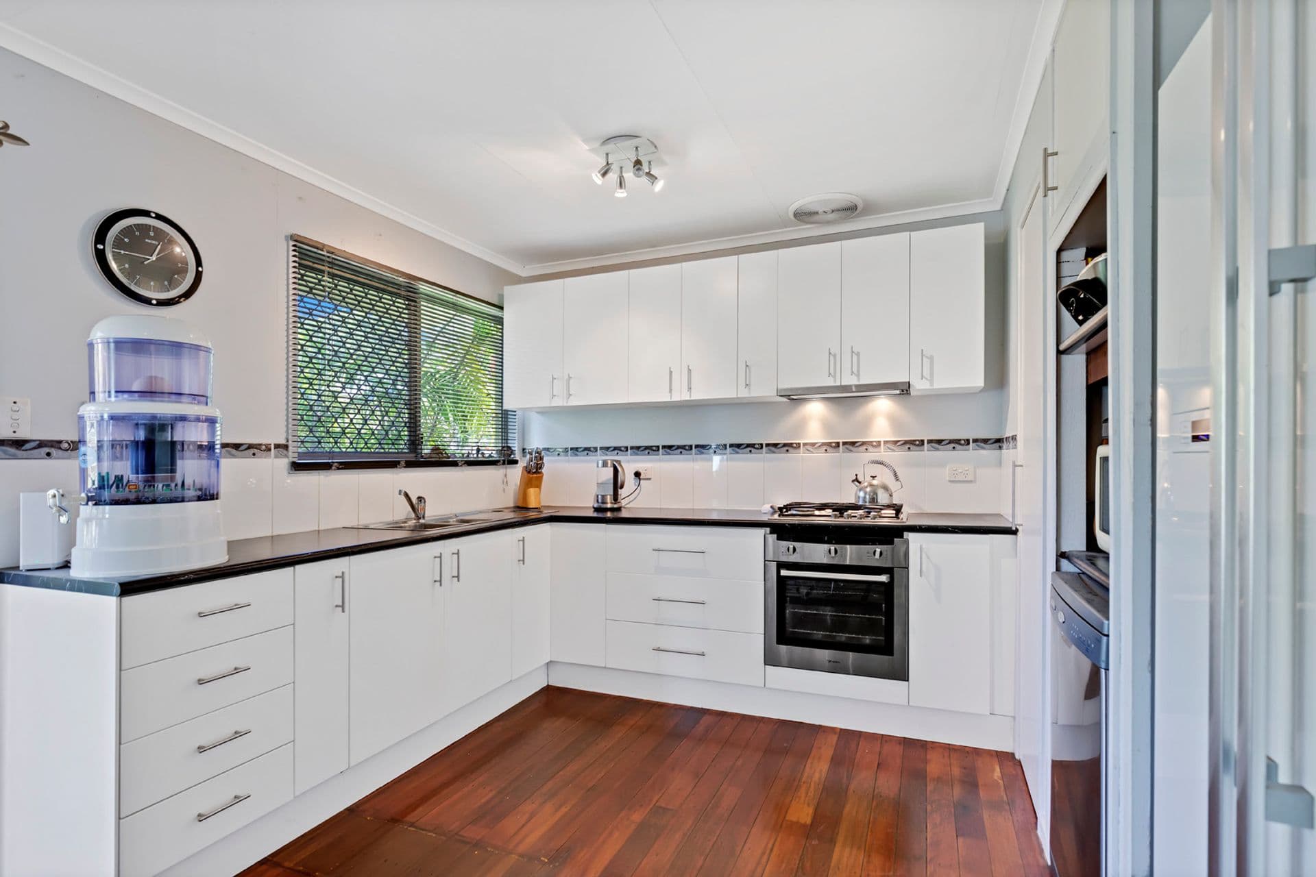 21 Elizabeth Way, Nambour, QLD, 4560, Nambour - Thumbnail 2