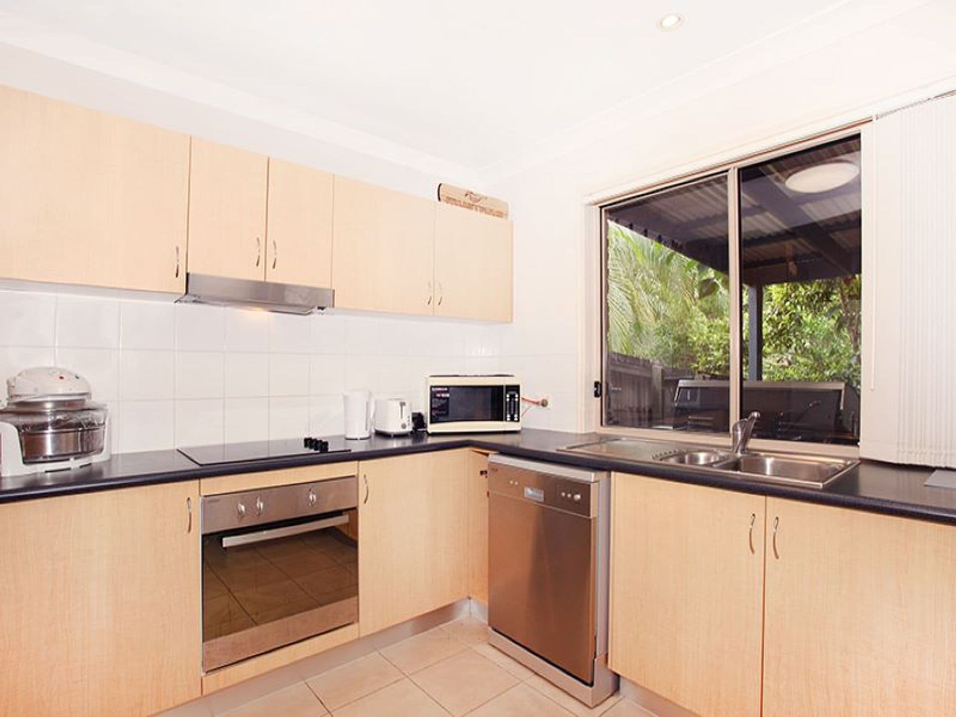 Unit 5 68 Carter Road, Nambour, QLD, 4560, Nambour - Thumbnail 3