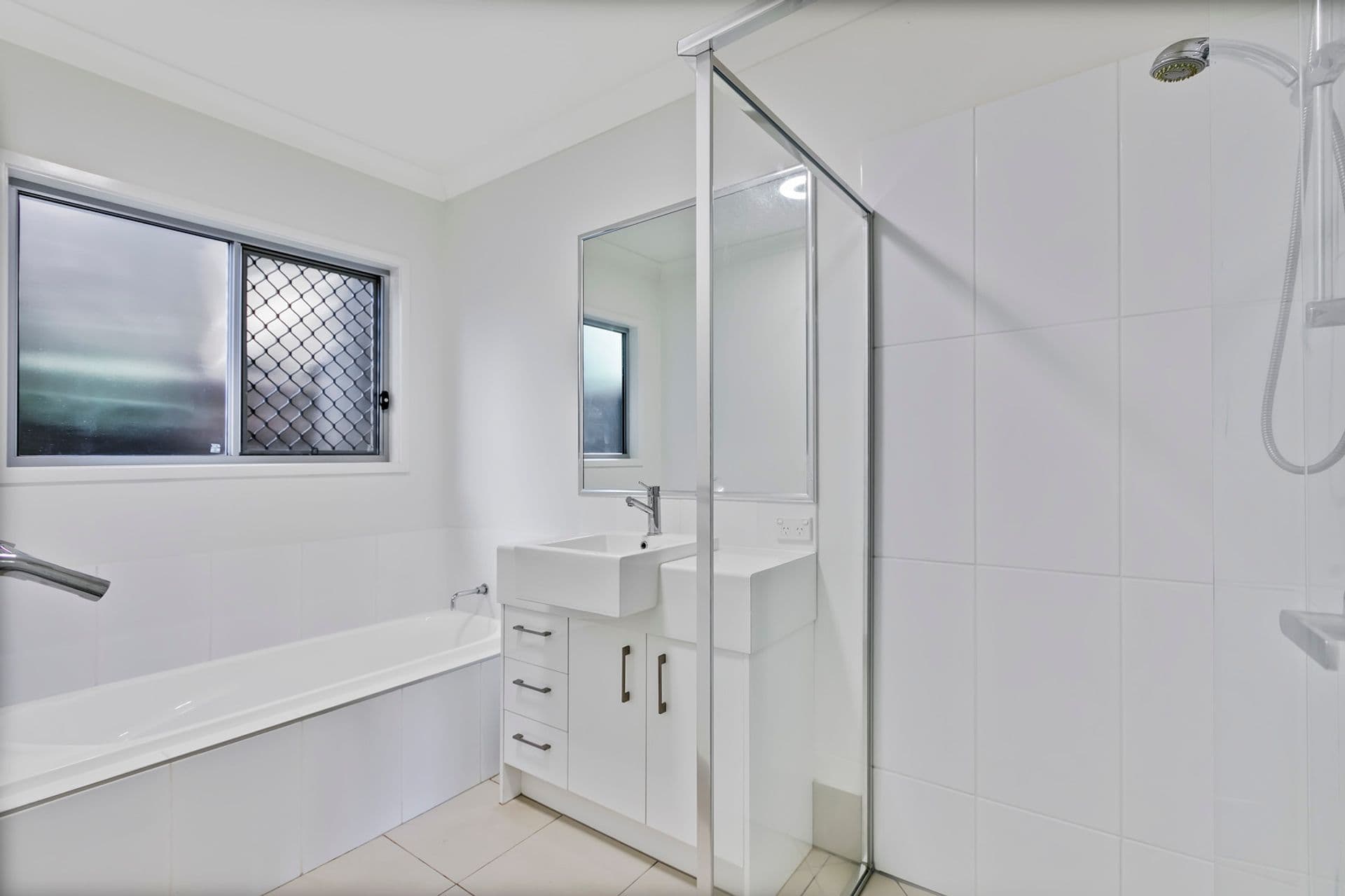 Shop 2/18 Blackall Street, Woombye, QLD, 4559, Woombye - Thumbnail 6