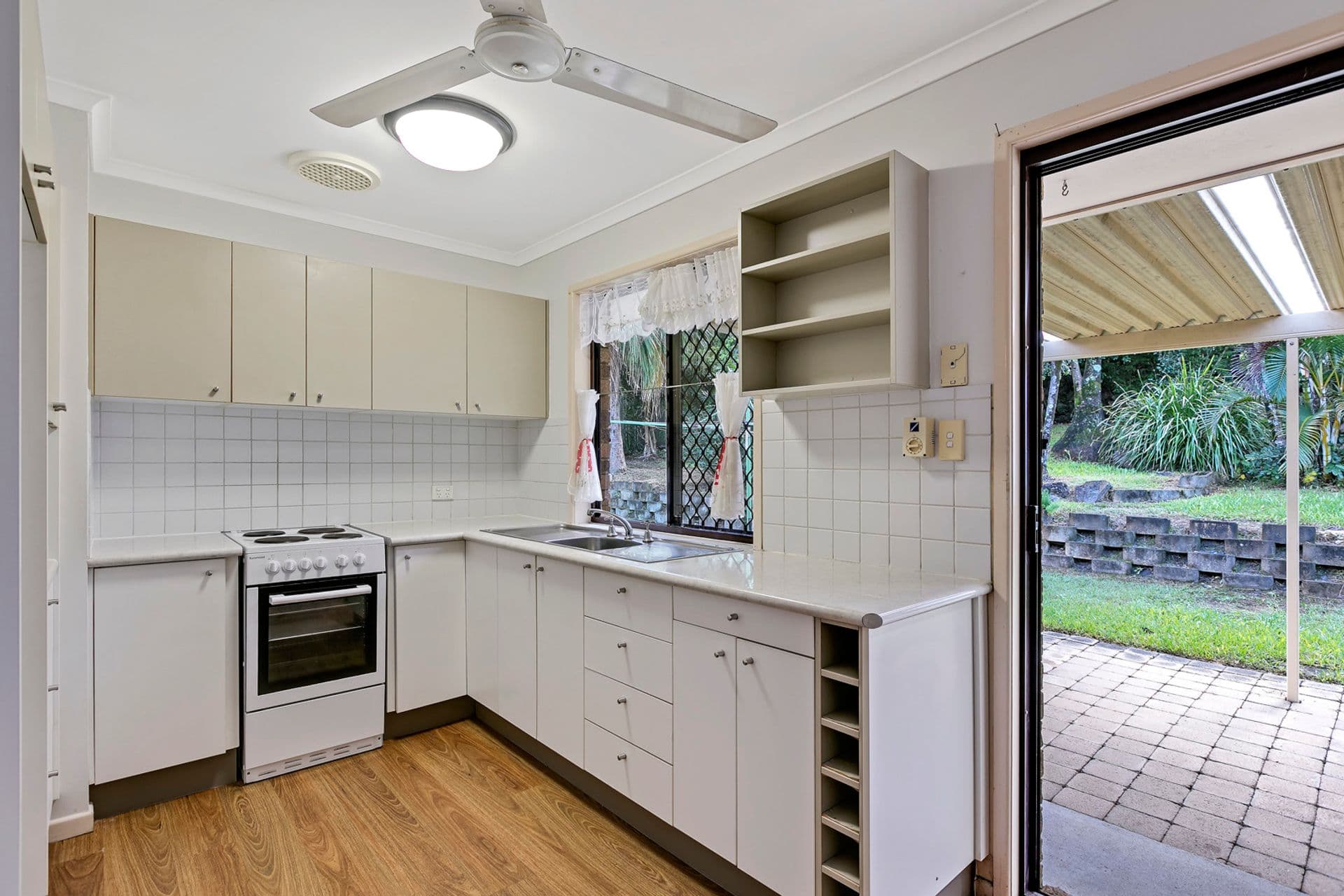30 Lachlan Avenue, Nambour, QLD, 4560, Nambour - Thumbnail 4