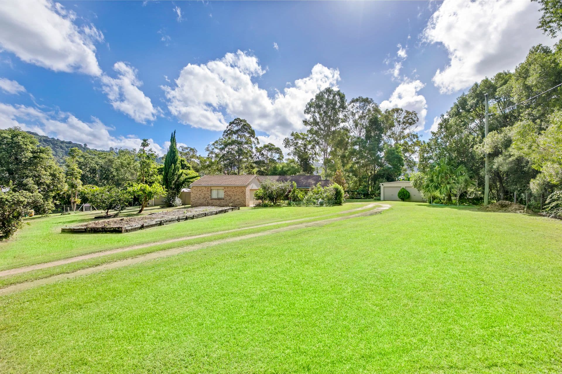 587 Hunchy Road, Hunchy, QLD, 4555, Hunchy - Image 1