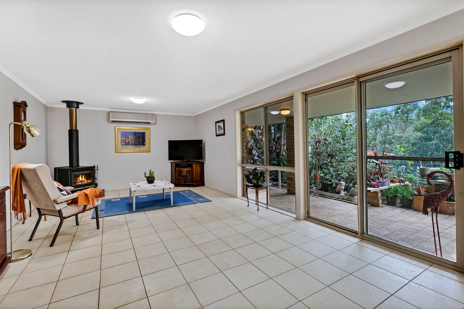 587 Hunchy Road, Hunchy, QLD, 4555, Hunchy - Thumbnail 7