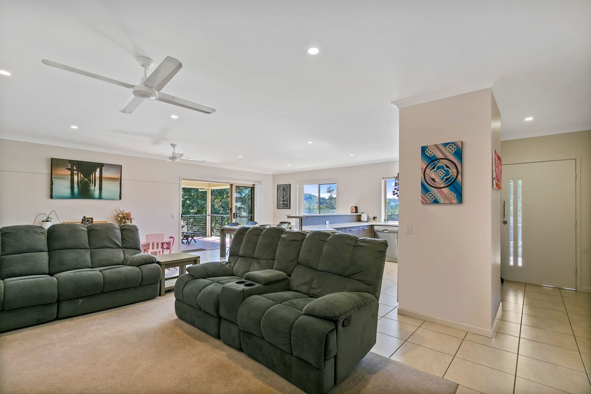 2 Silverwood Drive, Burnside, QLD, 4560, Burnside - Thumbnail 5
