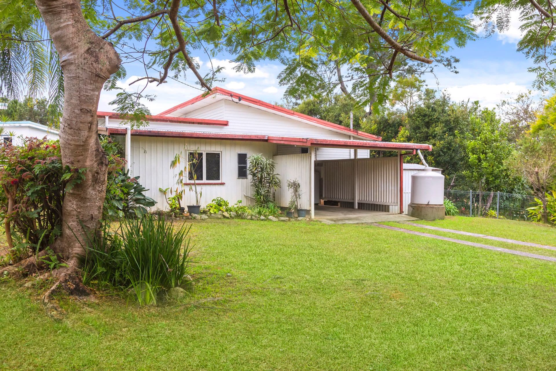 39 Isabella Avenue, Nambour, QLD, 4560, Nambour - Thumbnail 4
