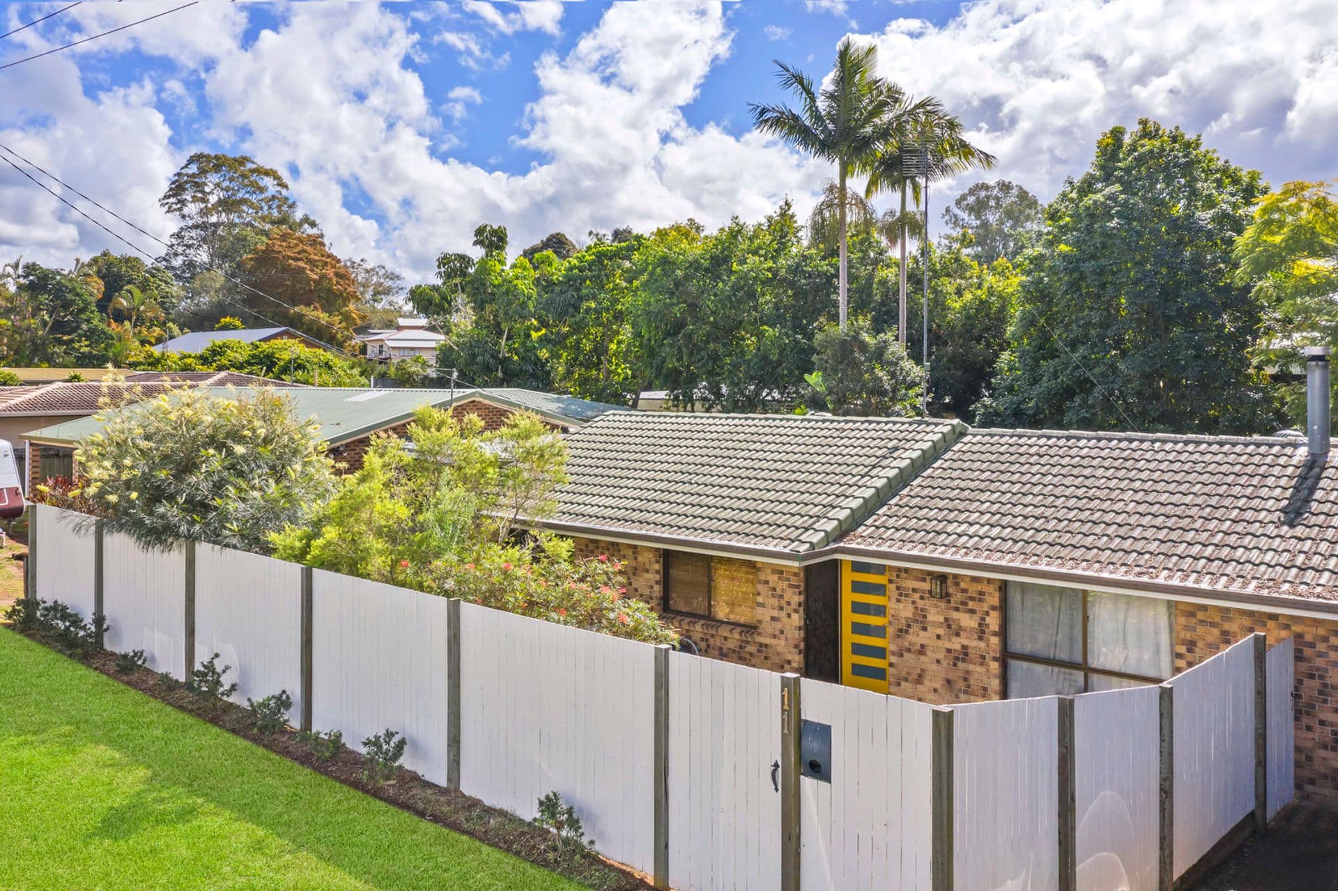 11 Roberts Street, Palmwoods, QLD, 4555, Palmwoods - Thumbnail 2