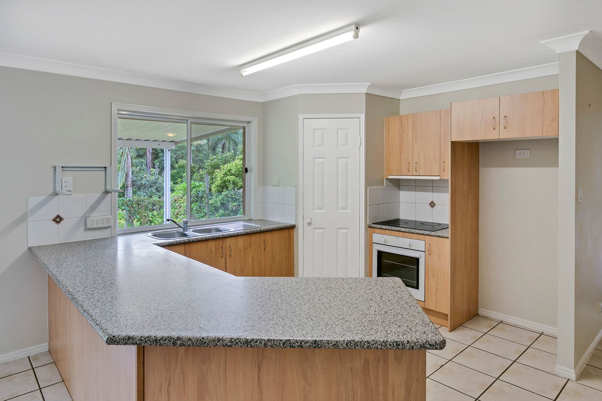 29 Starkey Street, Palmwoods, QLD, 4555, Palmwoods - Thumbnail 4