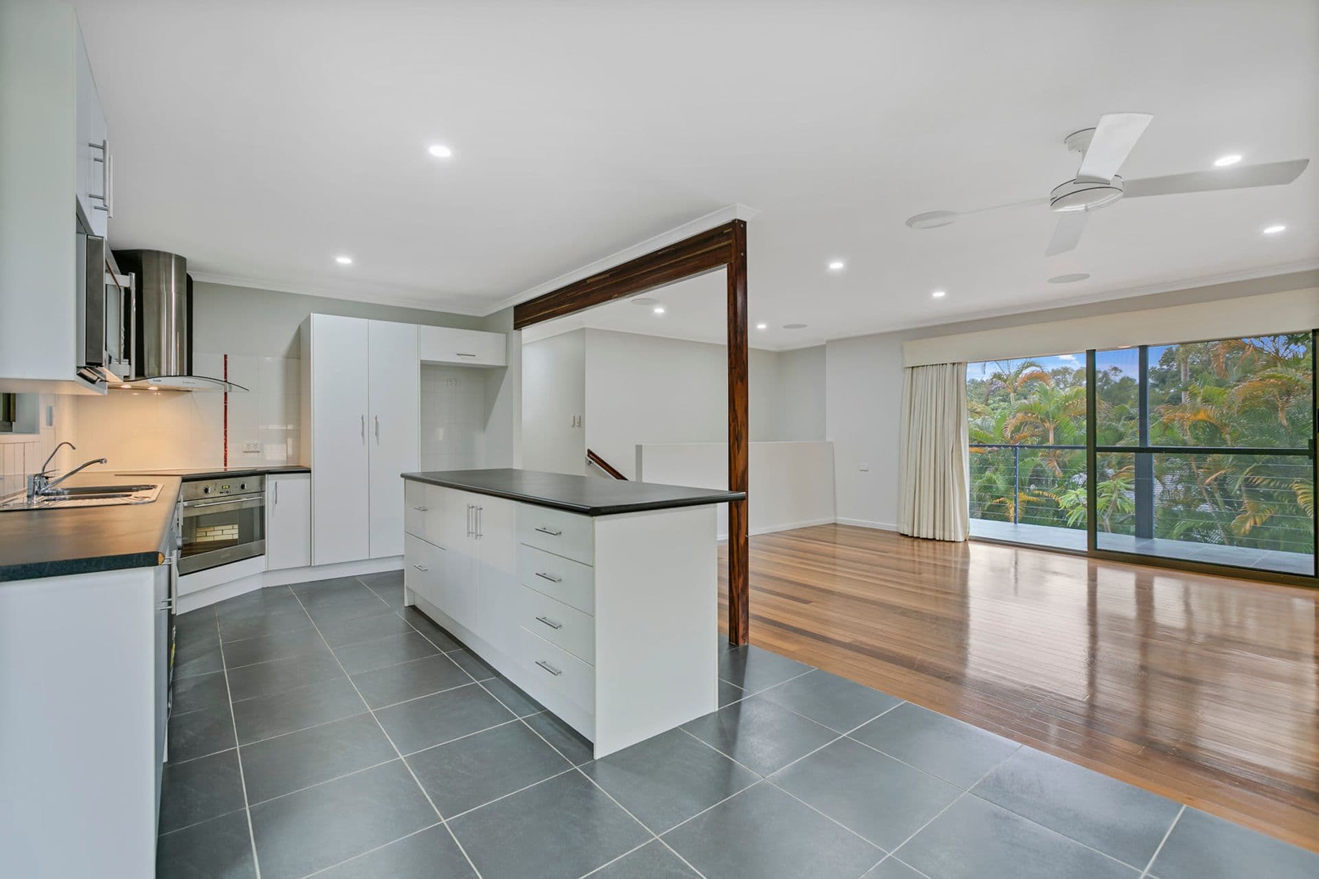 7 Murray Crescent, Nambour, QLD, 4560, Nambour - Thumbnail 6